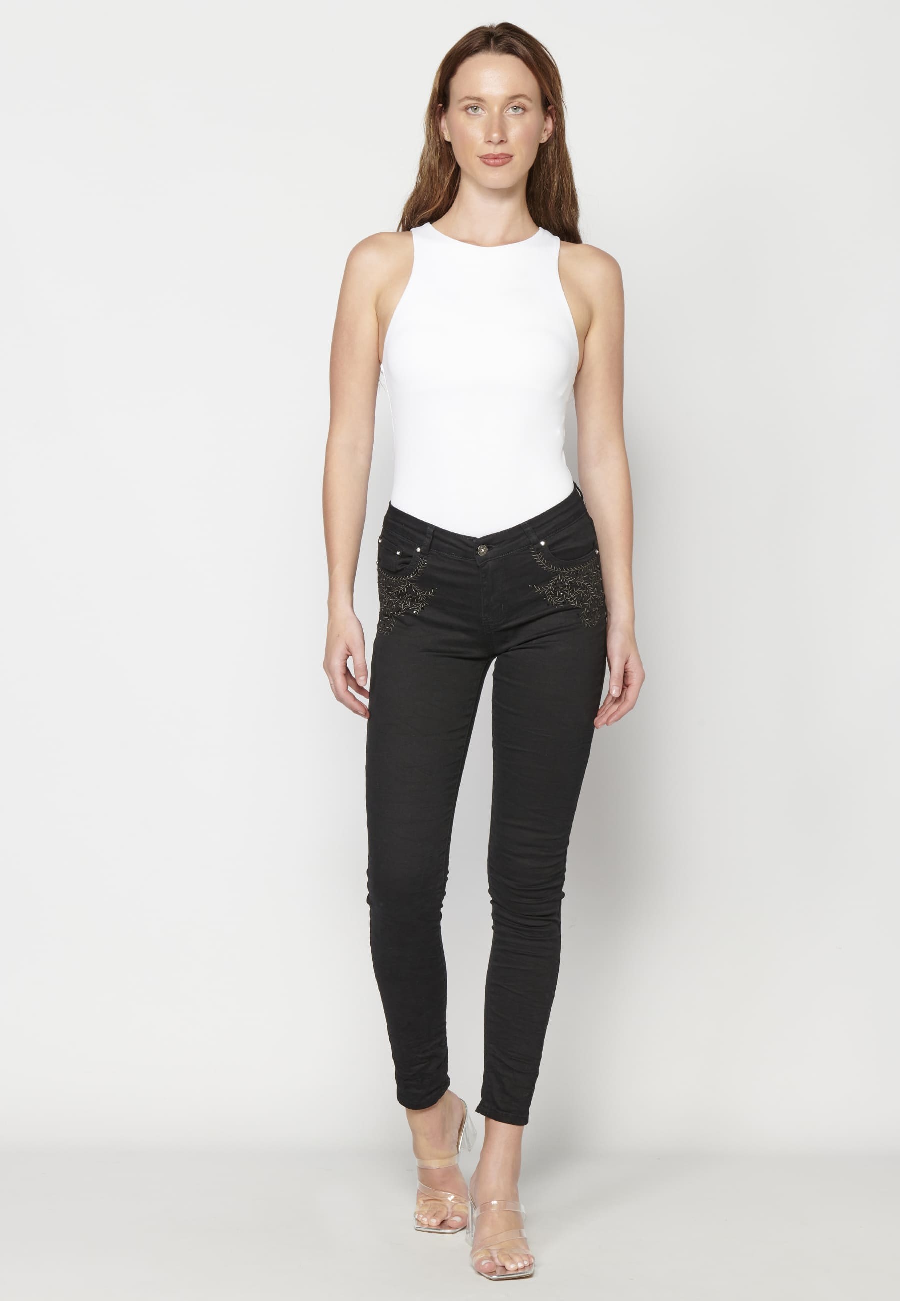 Lange schwarze Slim-Fit-Jeans für Damen