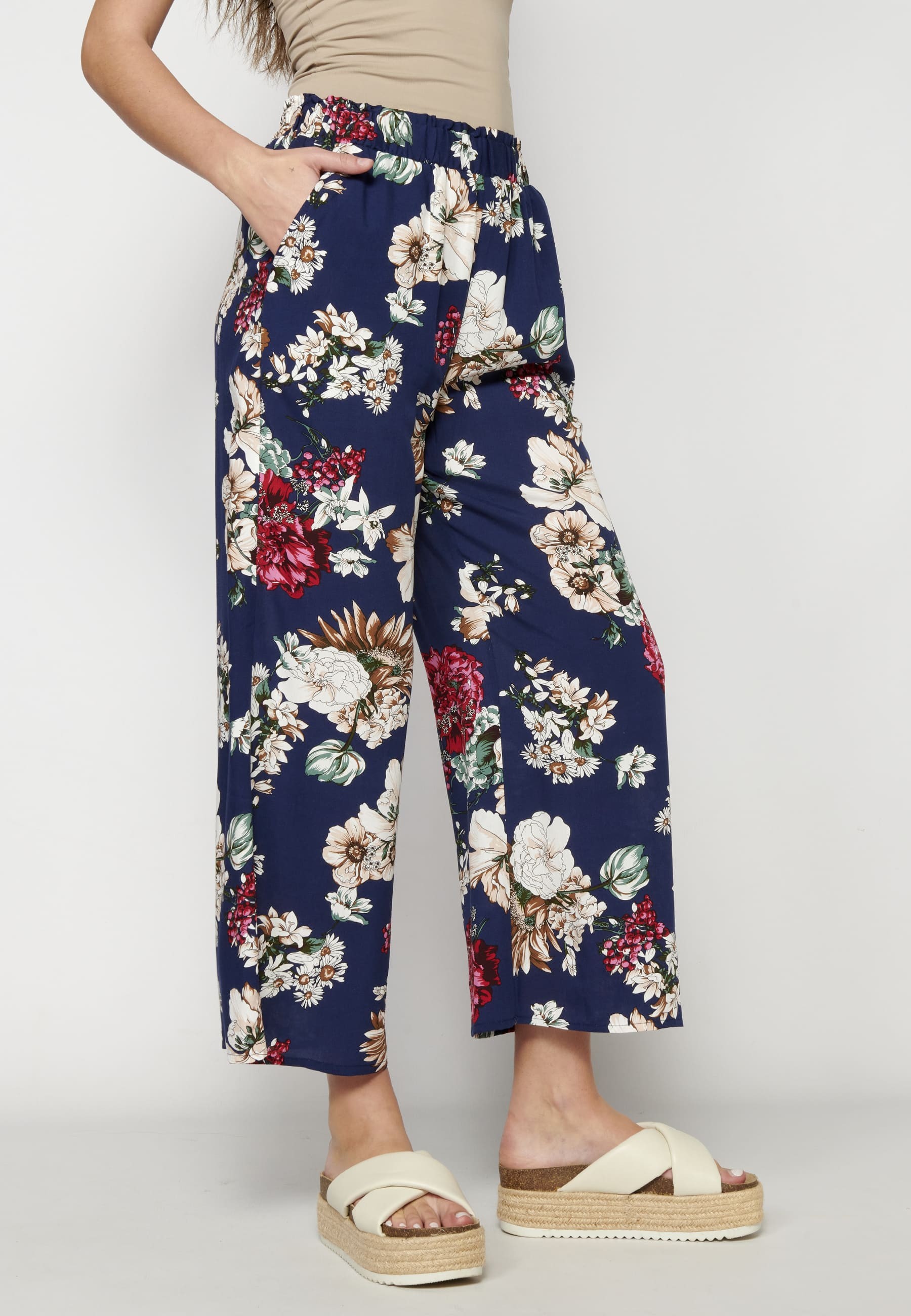 Pantalón largo fluido straigth estampado floral color Navy para Mujer