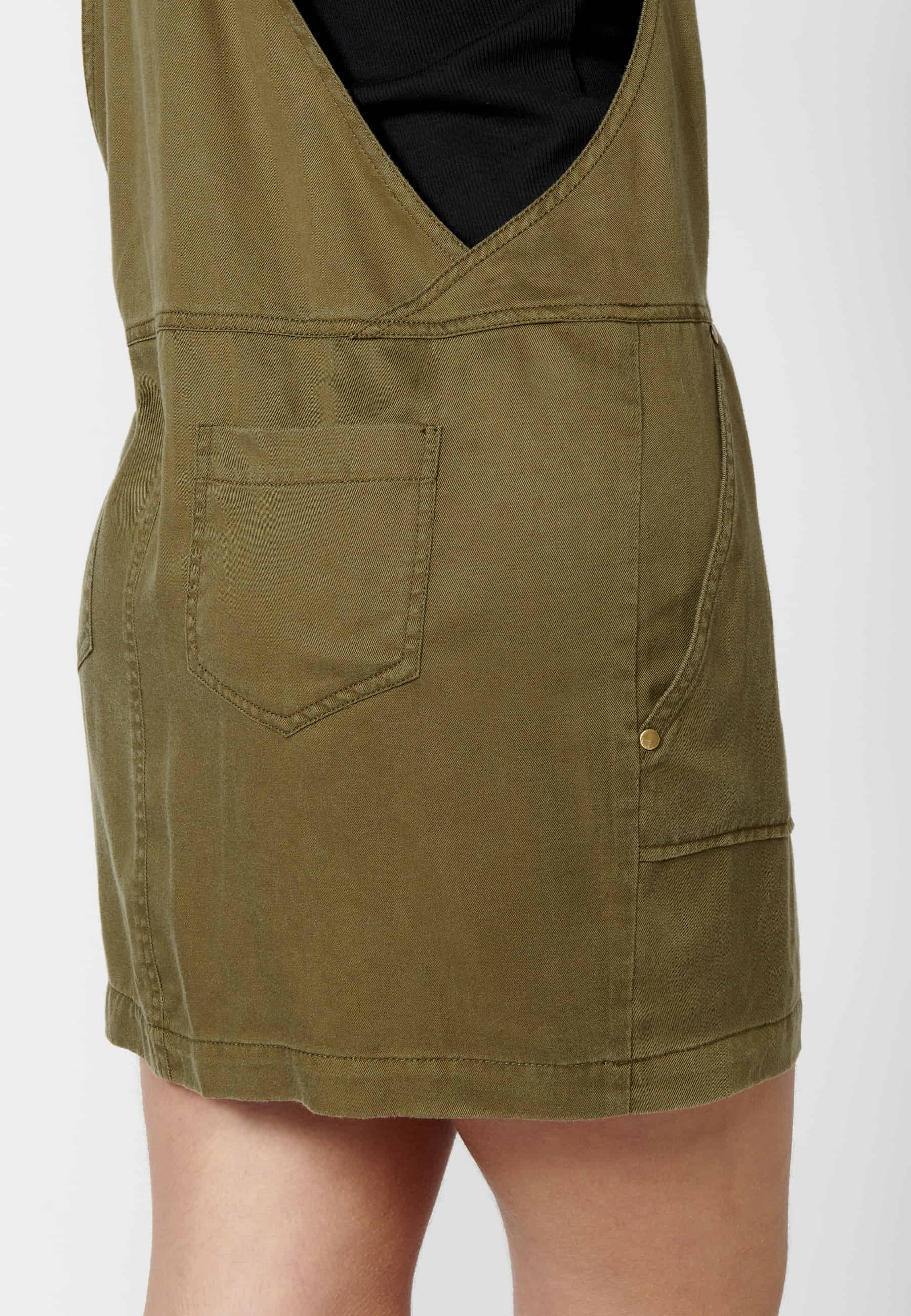 Vestido corto de tirantes tipo pichi con bolsillos color Kaki para Mujer