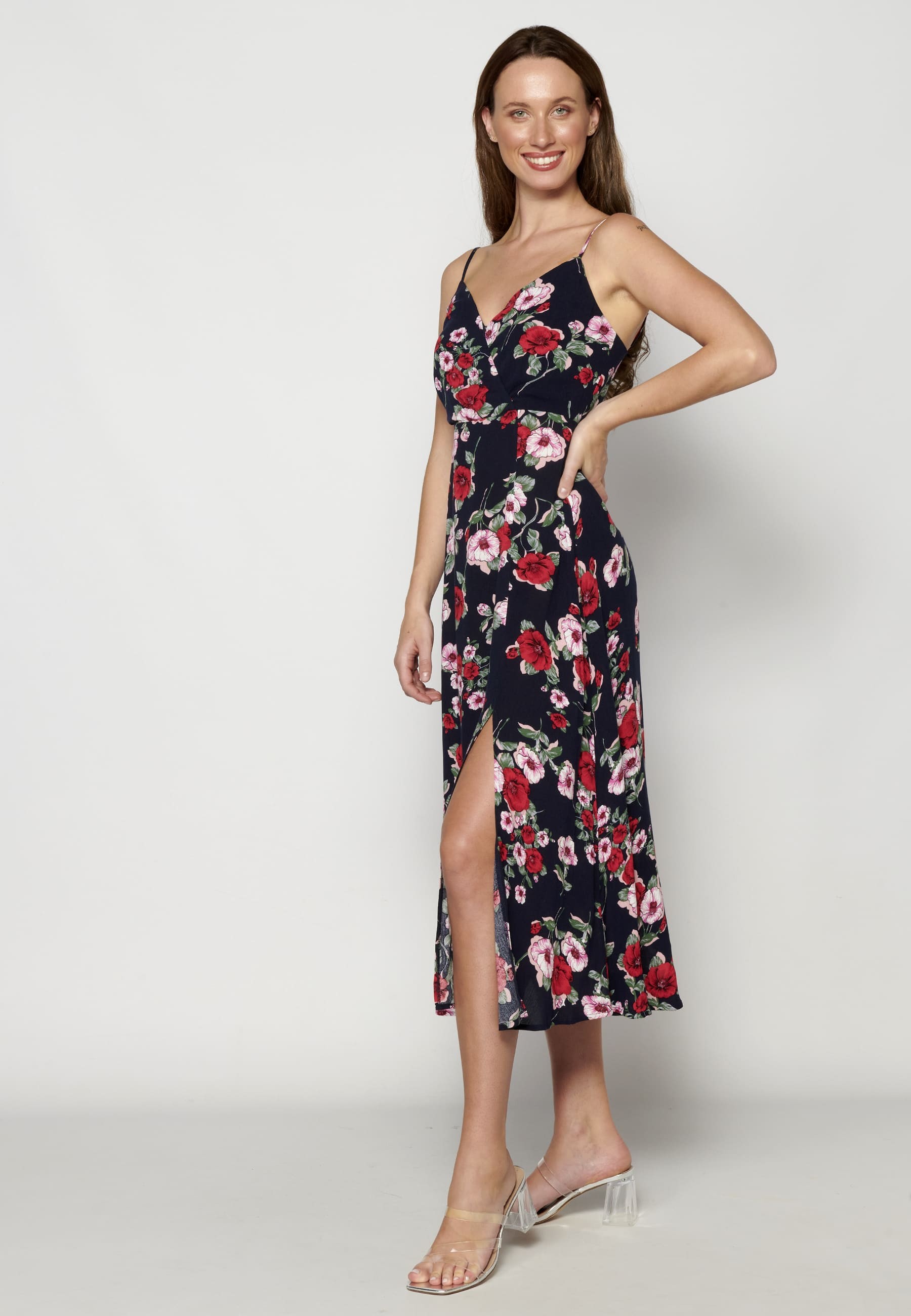 Vestido largo con abertura lateral estampado floral color navy para mujer | Moda Actual
