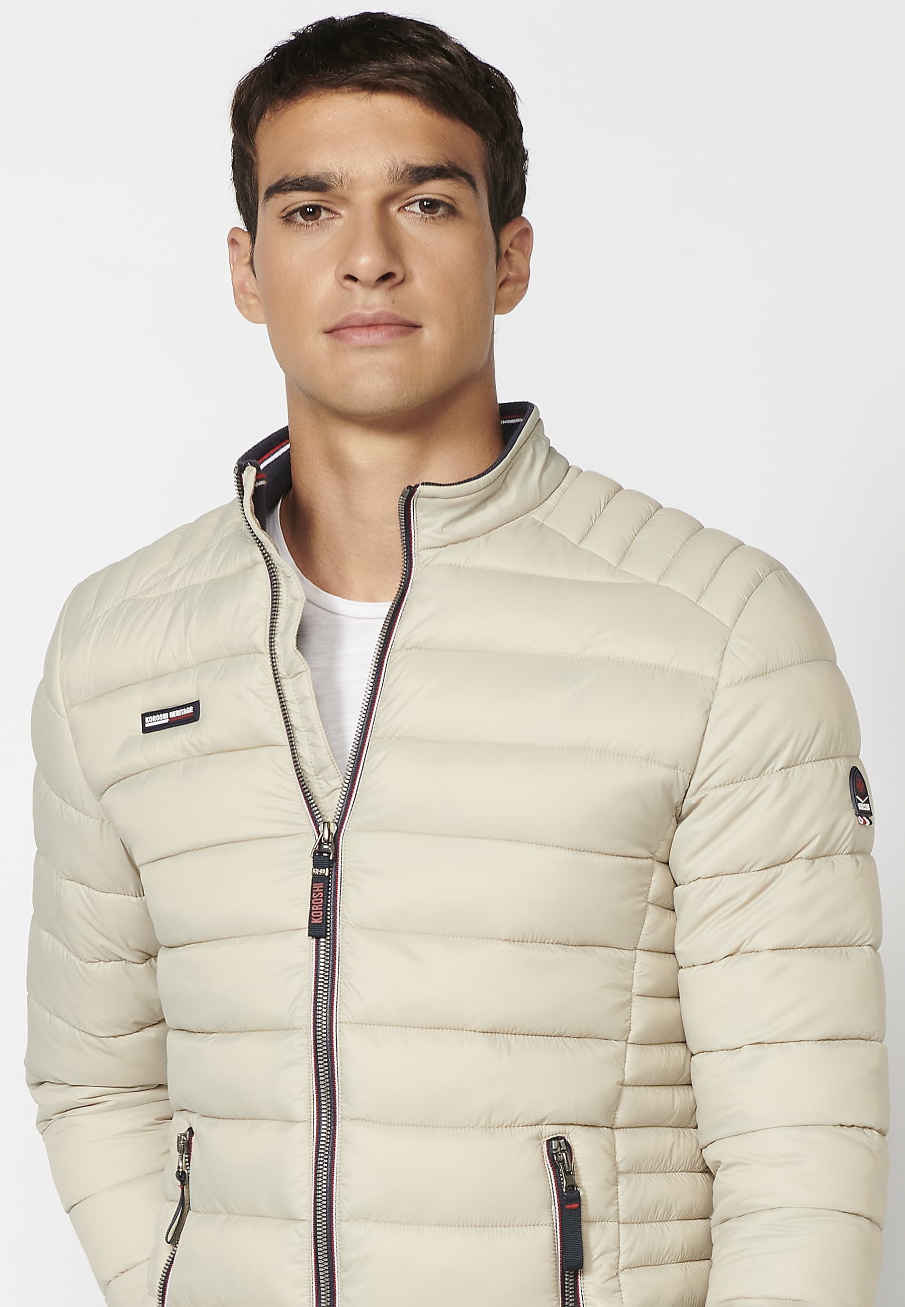 Chaqueta acolchada corta cuello alto con capucha color Gris para Hombre  Koroshi