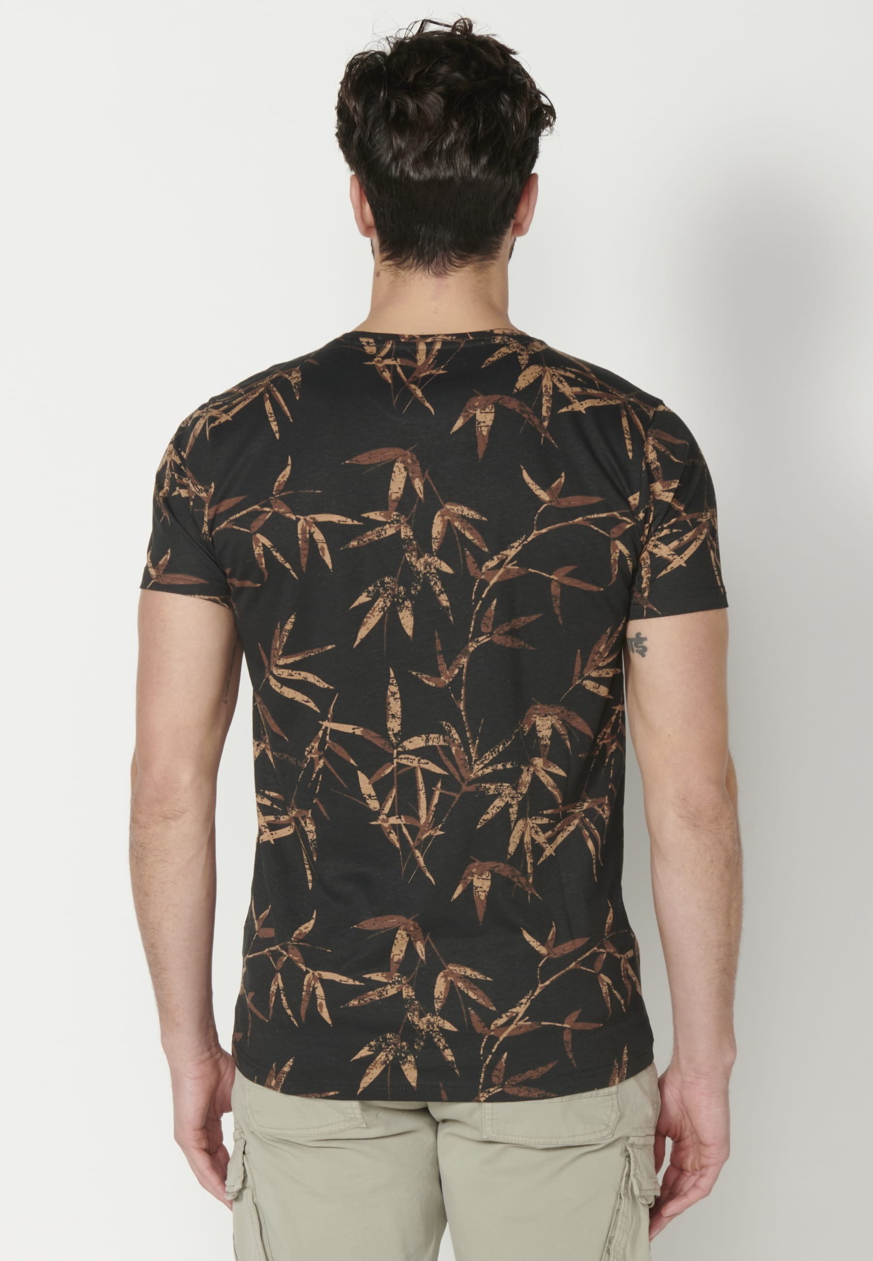 Kurzärmliges T-Shirt aus Baumwolle mit schwarzem Herbstdruck für Herren