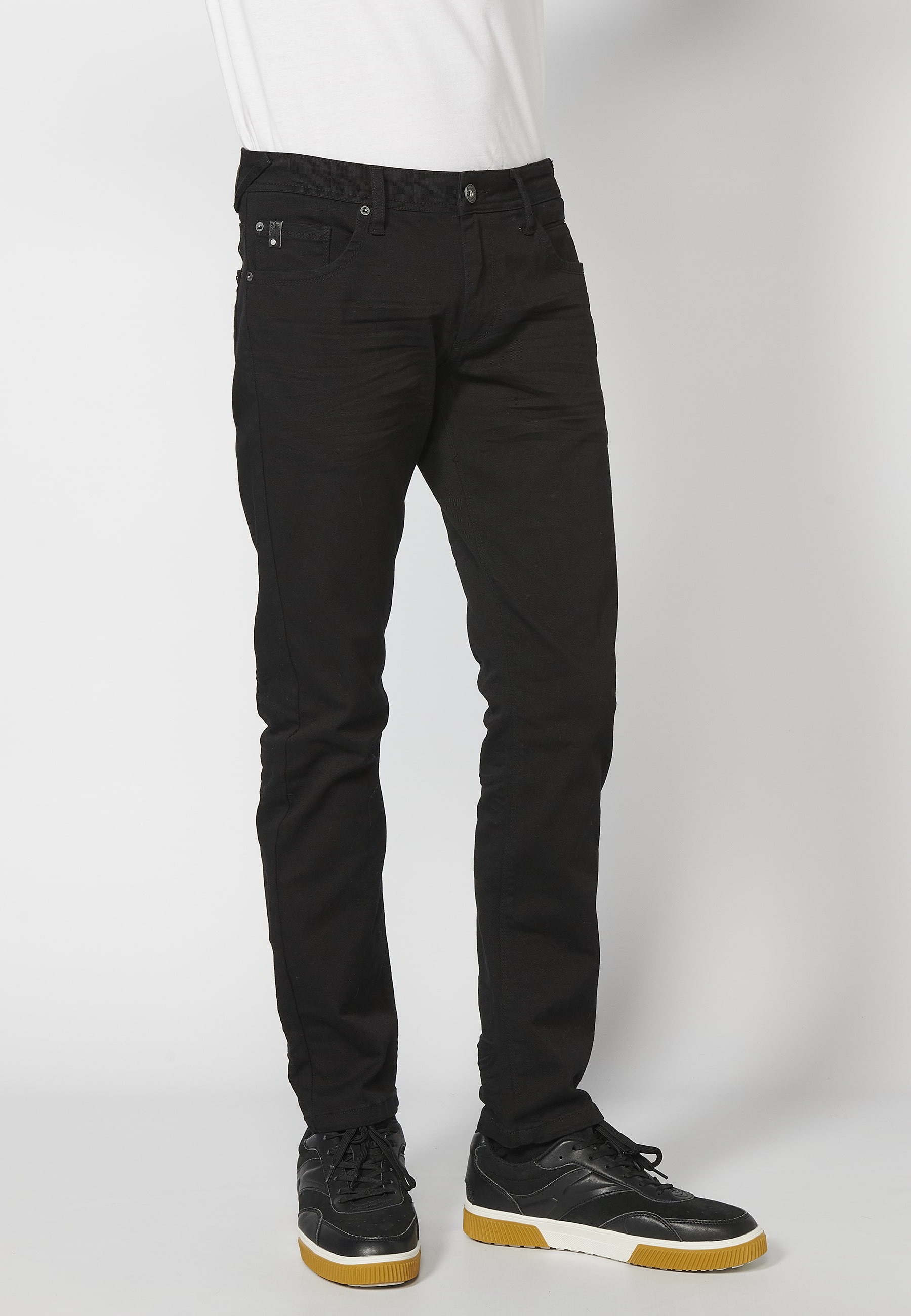 Lange Stretch-Hose in normaler Passform, mit fünf Taschen, schwarze Farbe, für Herren