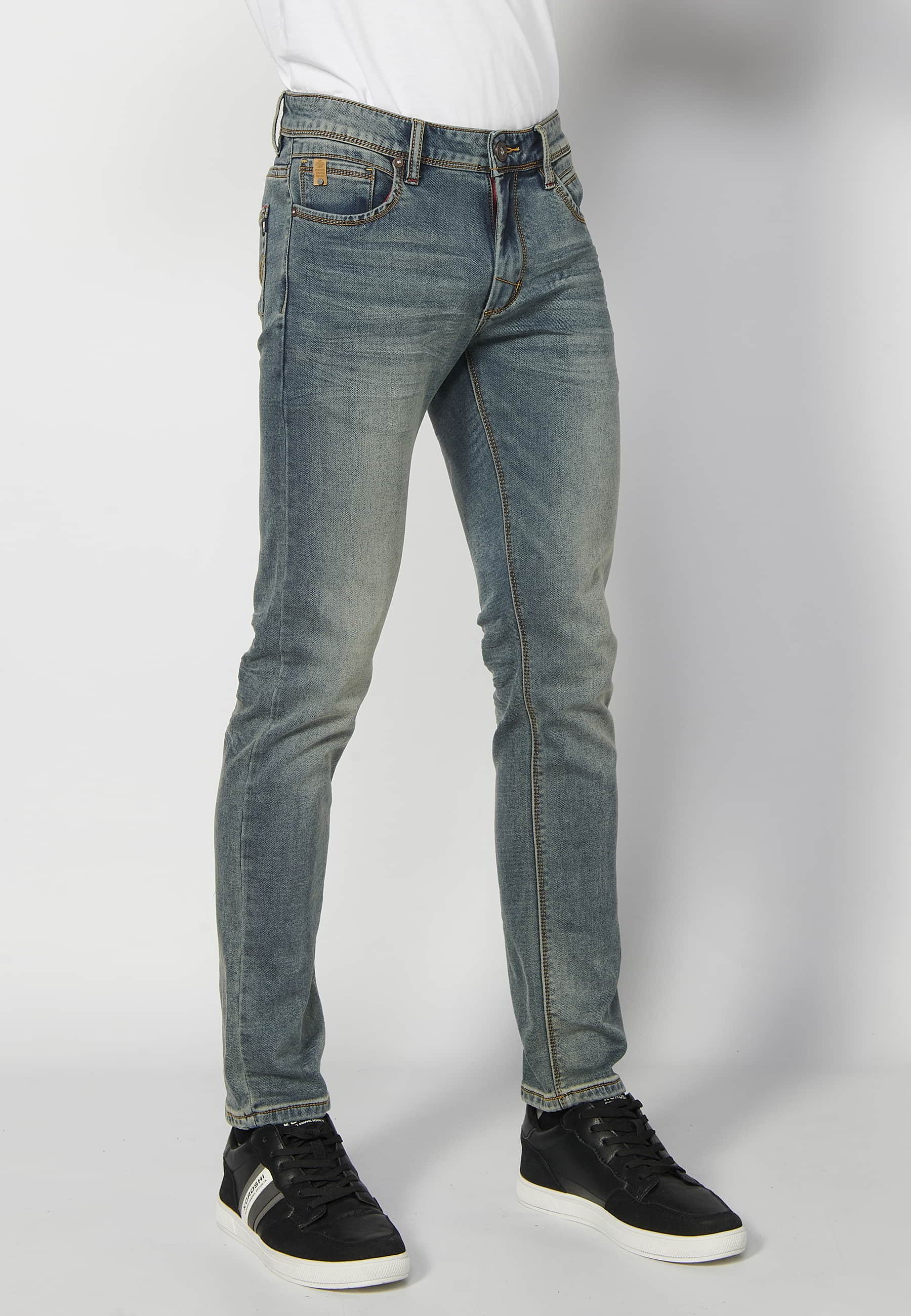 Pantalon long coupe slim, à cinq poches, couleur bleu usé pour Homme 4