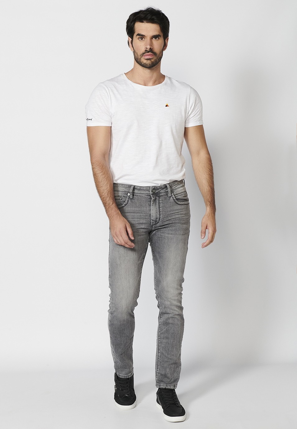 Graue Slim-Fit-Jeanshose mit Reißverschluss und Knopf sowie fünf Taschen in Denim-Farbe für Herren