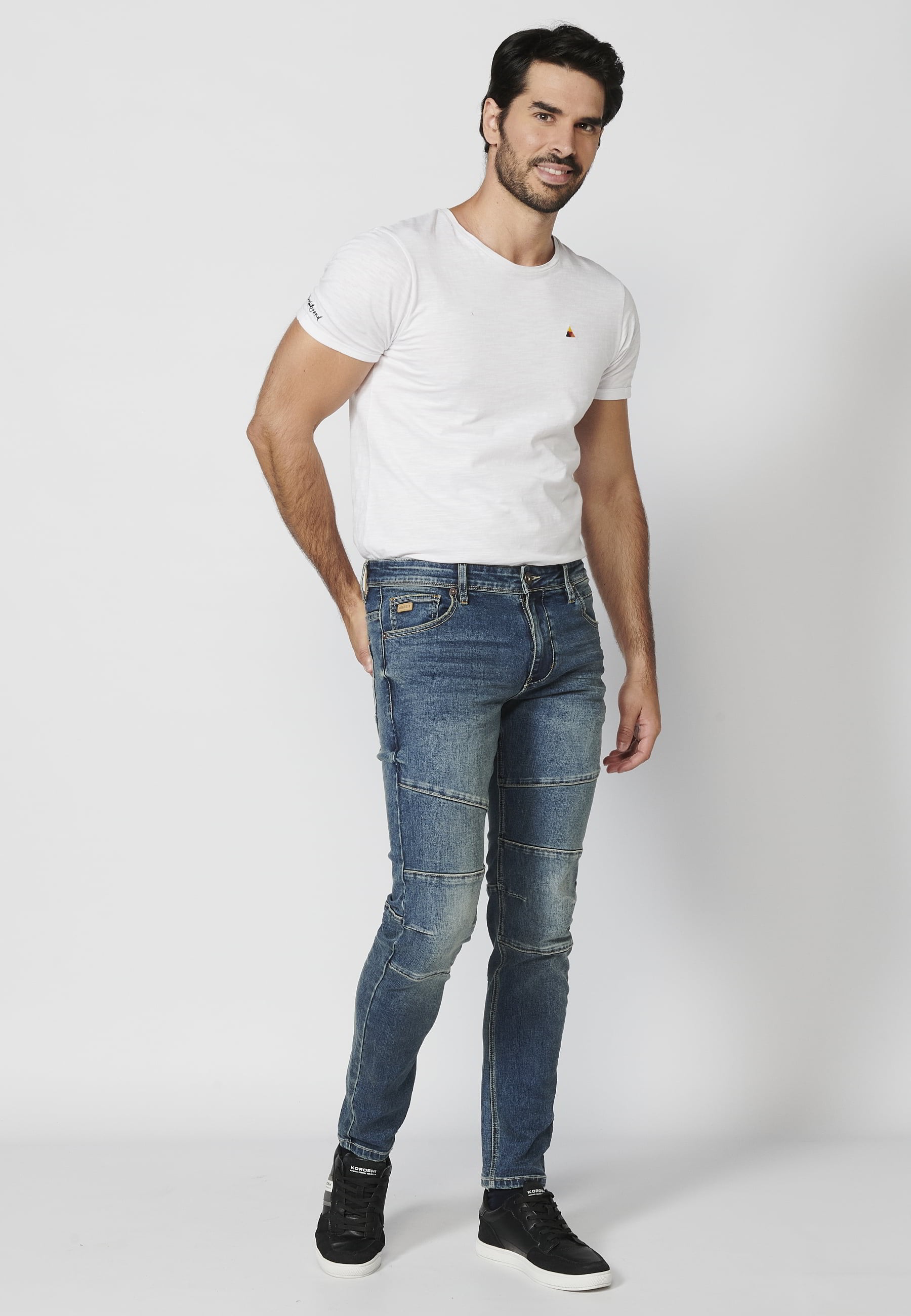 Pantalon en jean biker coupe skinny bleu avec détails aux genoux et cinq poches pour Homme