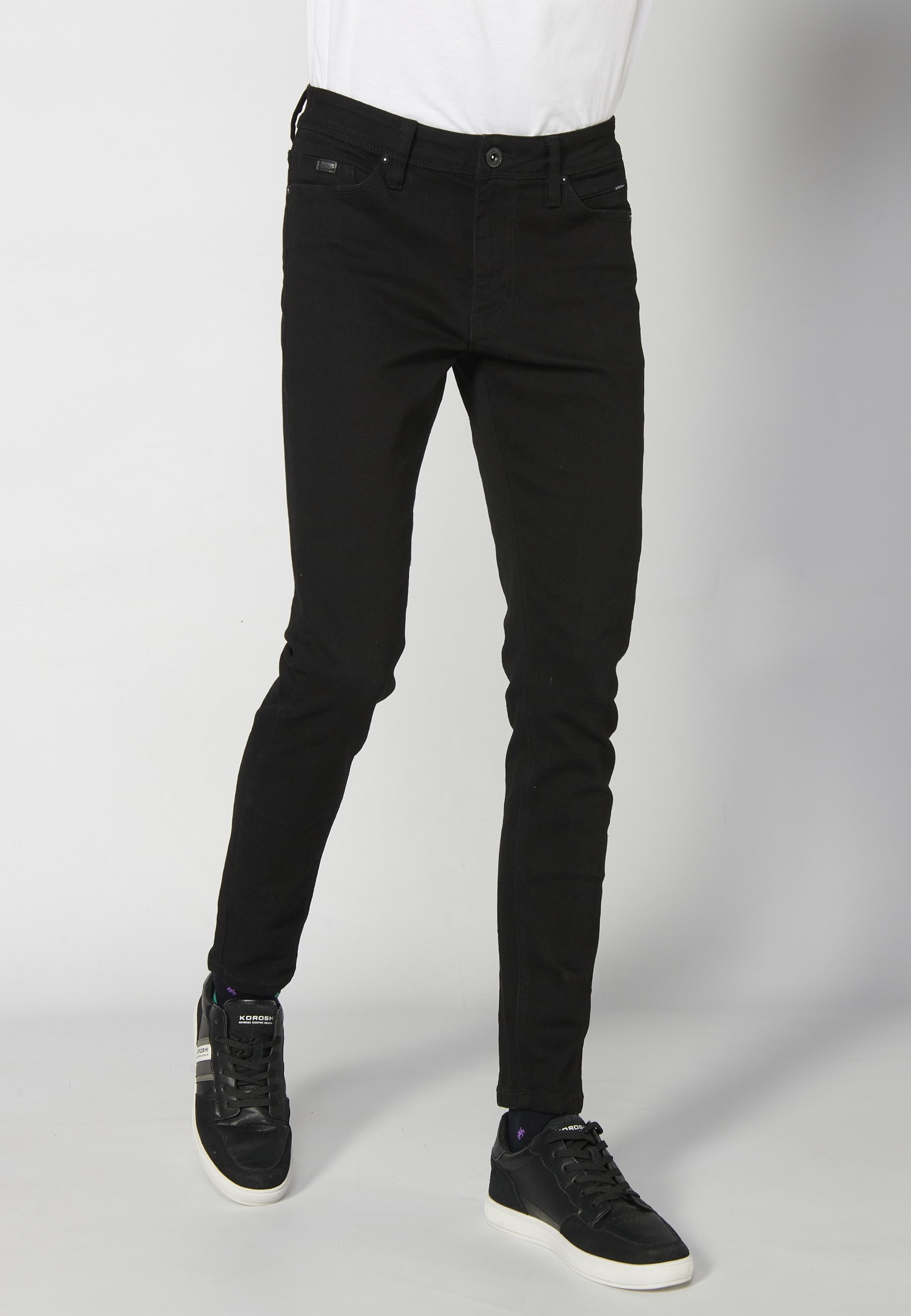 Lange Super-Skinny-Fit-Jeans mit fünf Taschen aus schwarzem Denim für Herren