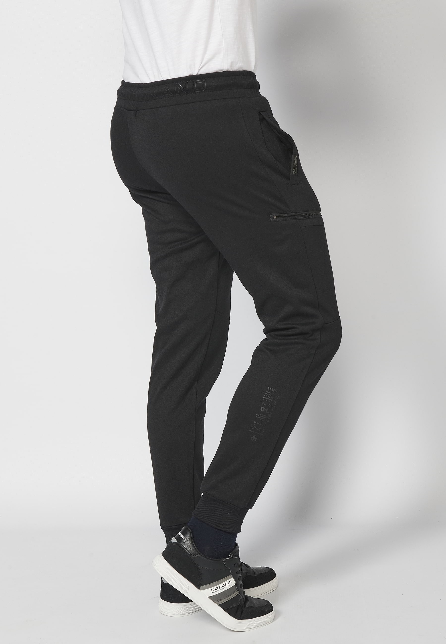 Pantalons llarg jogger amb cintura engomada i cordó amb talls als genolls color Negre per a Home