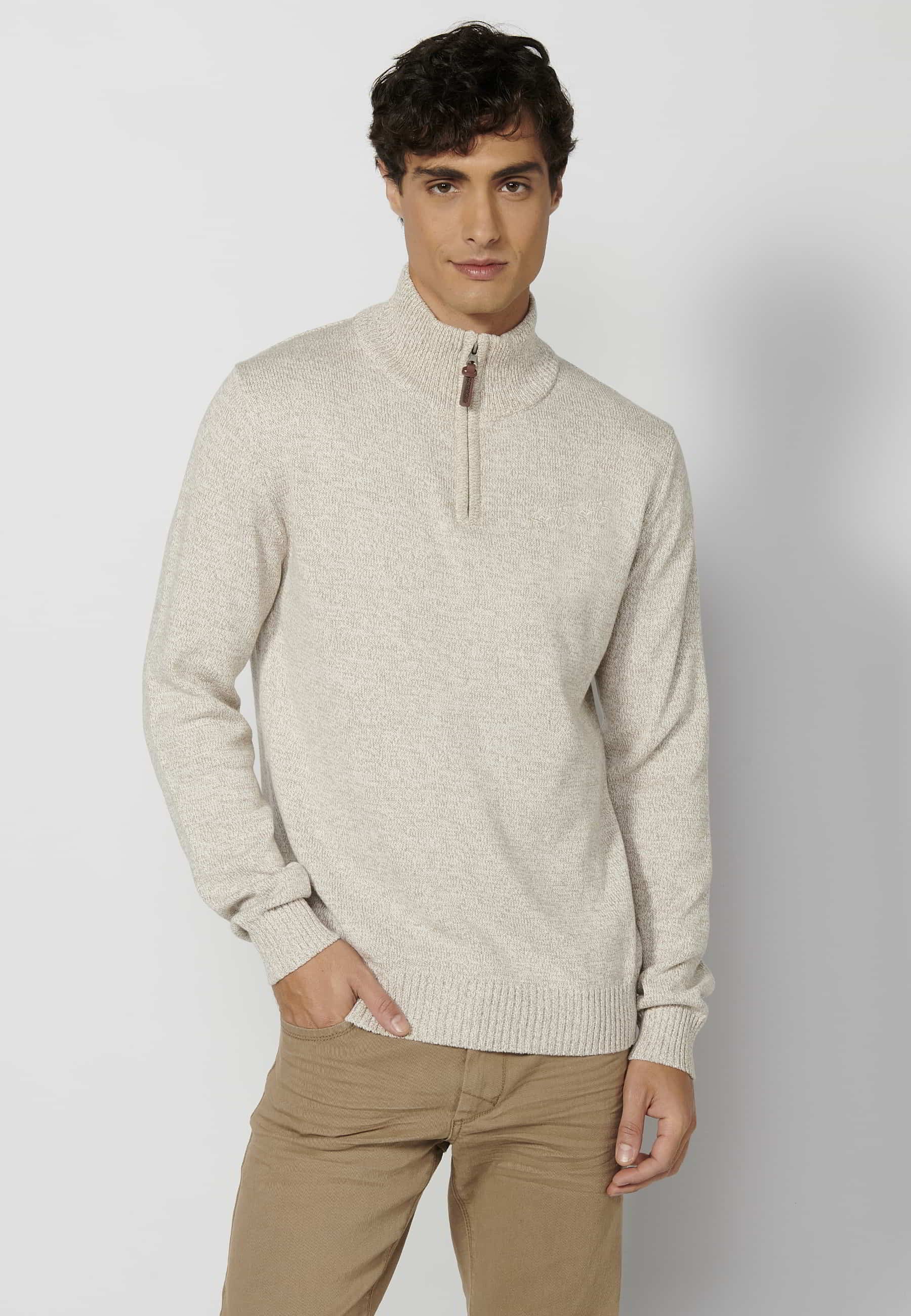 Beige men's long-sleeved turtleneck zipper knit sweater