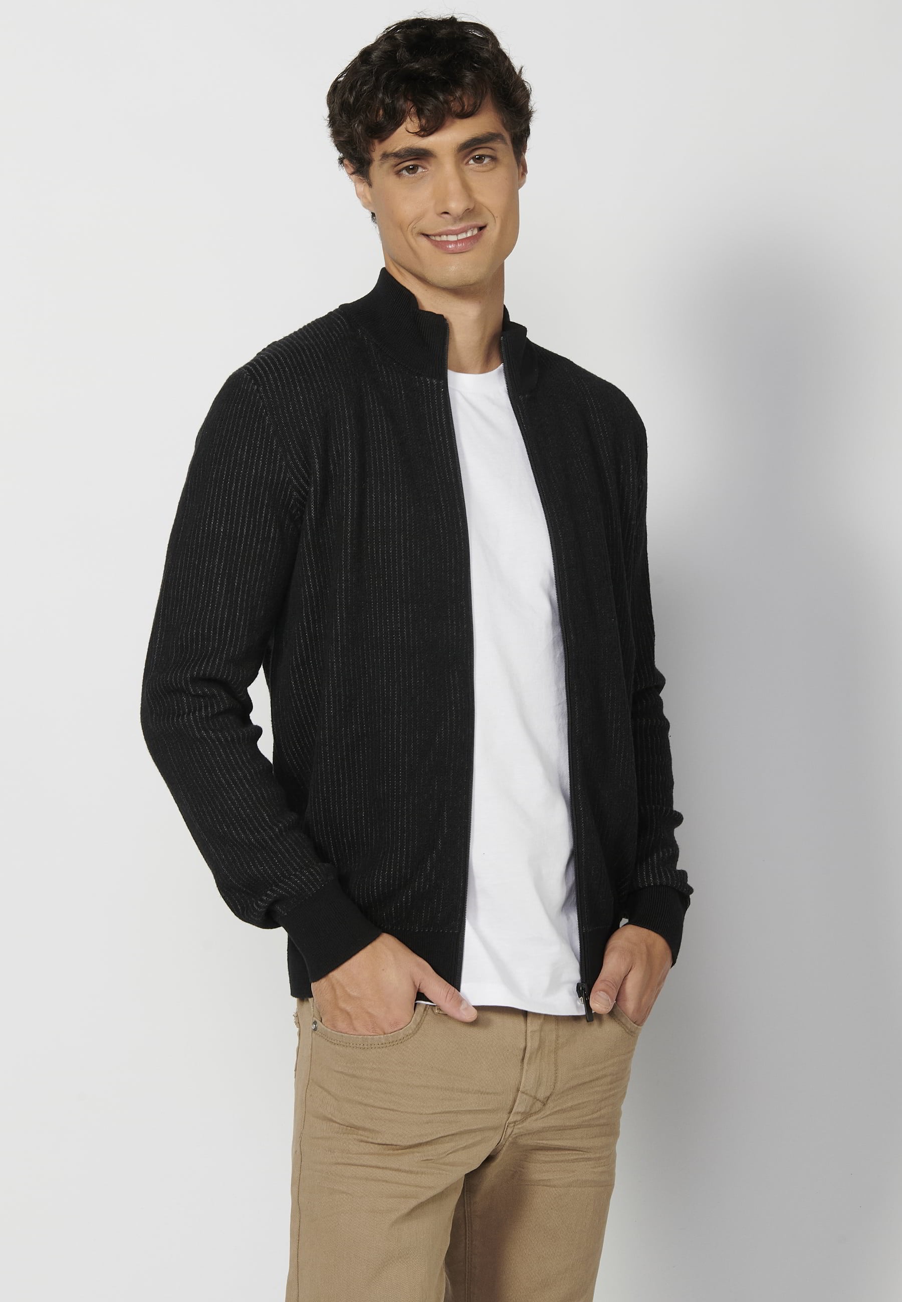 Jersey de punto de algodón manga larga cuello alto cierre cremallera color negro para hombre | Ropa Casual 1