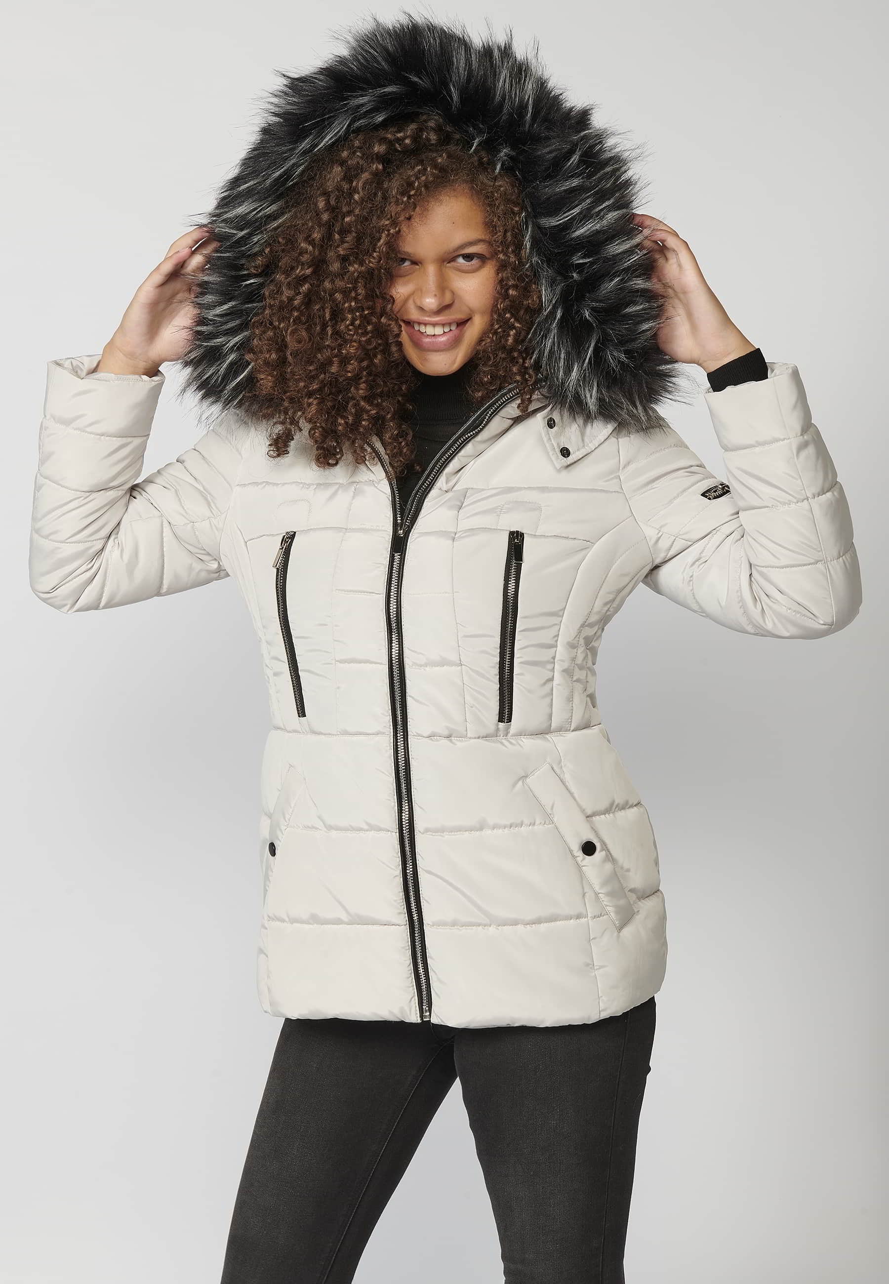 Abrigo acolchado de manga larga con capucha de pelo sintético desmontable color gris para mujer | Moda Actual