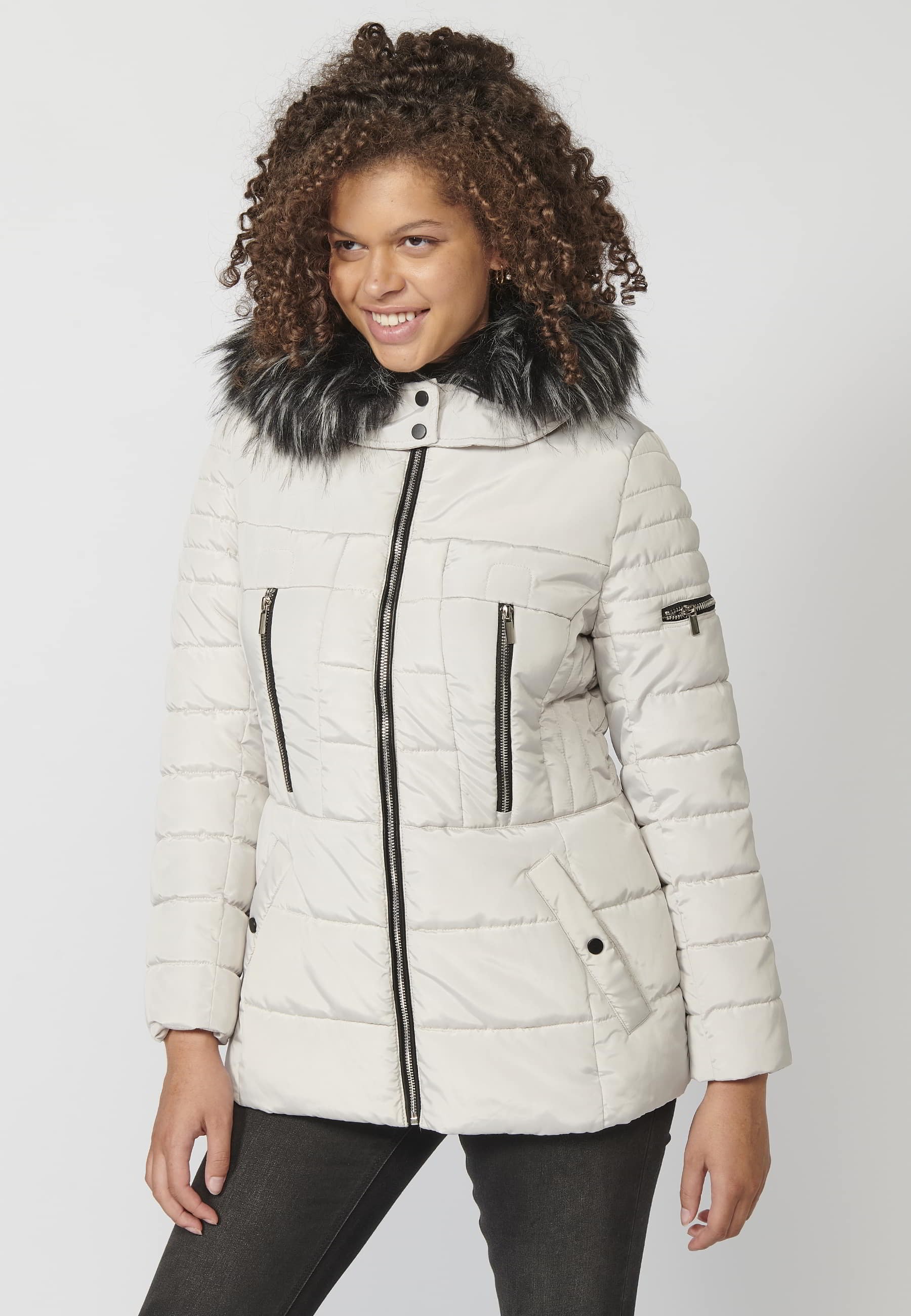 Abrigo acolchado de manga larga con capucha de pelo sintético desmontable color gris para mujer | Moda Actual