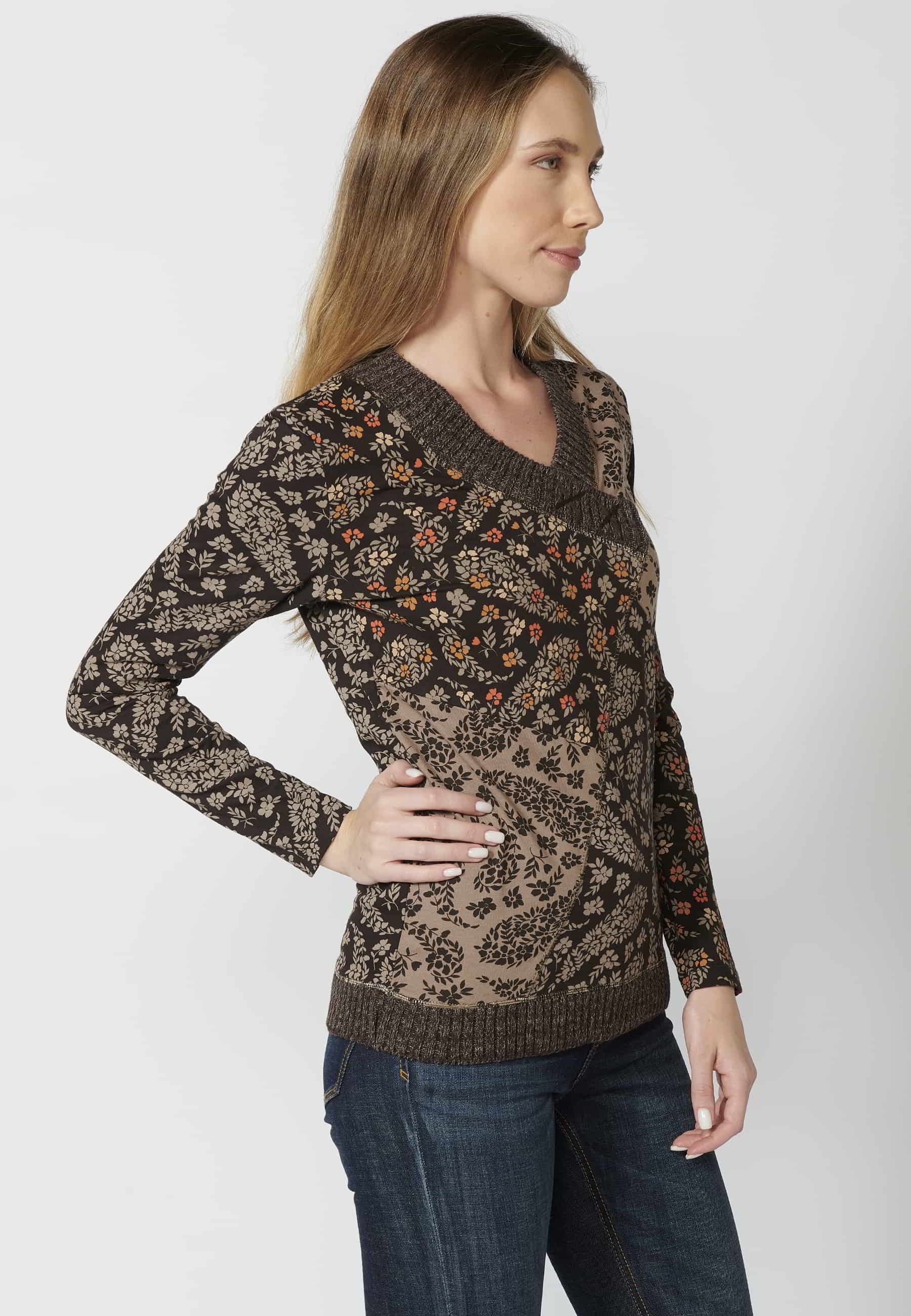 Camiseta manga larga de algodón escote v cruzado y estampado floral multicolor para mujer | Moda Actual