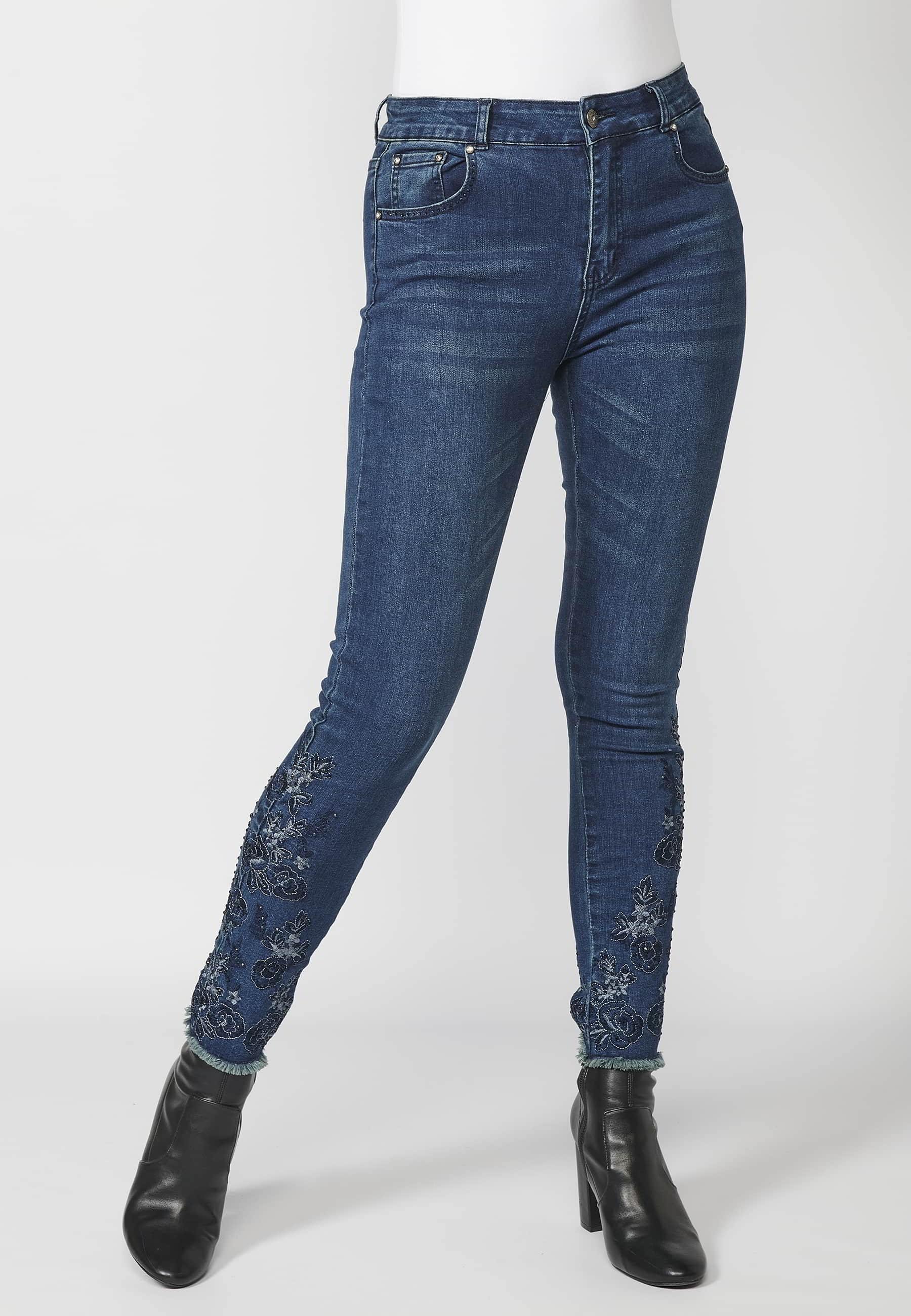 Pantalons llargs denim amb detalls a les butxaques color Blau Fosc per a Dona