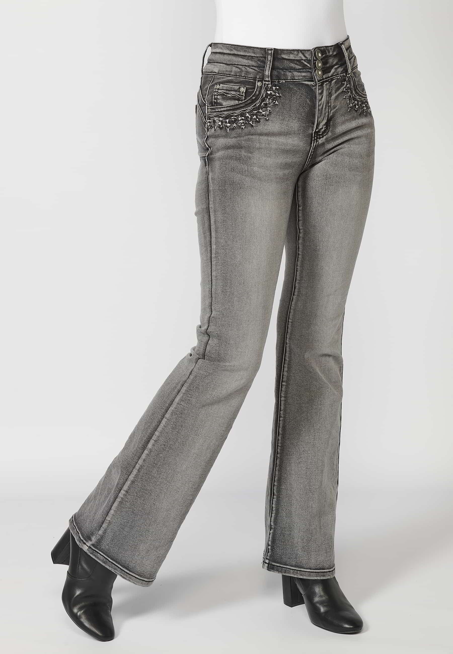 Pantalons llargs denim acampanats amb detalls brodats a les butxaques color Denim Gris per a Dona