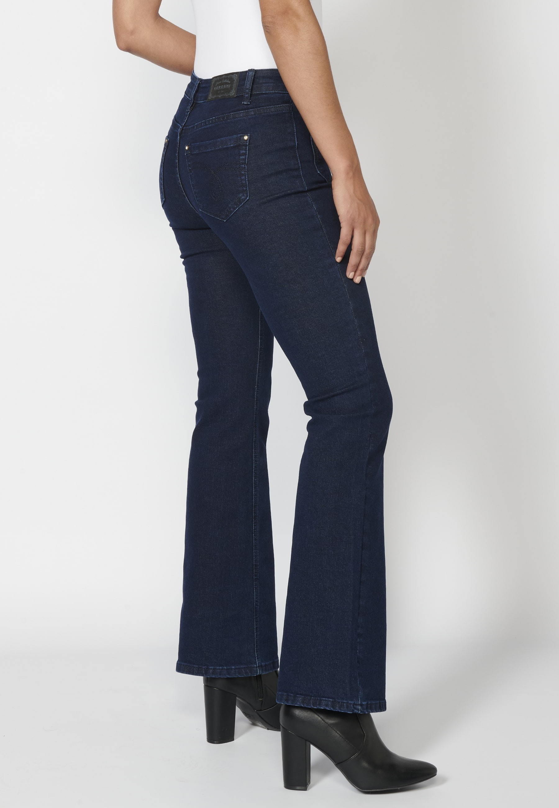 Pantalón largo straigth acampanado color azul oscuro para mujer | Moda Actual