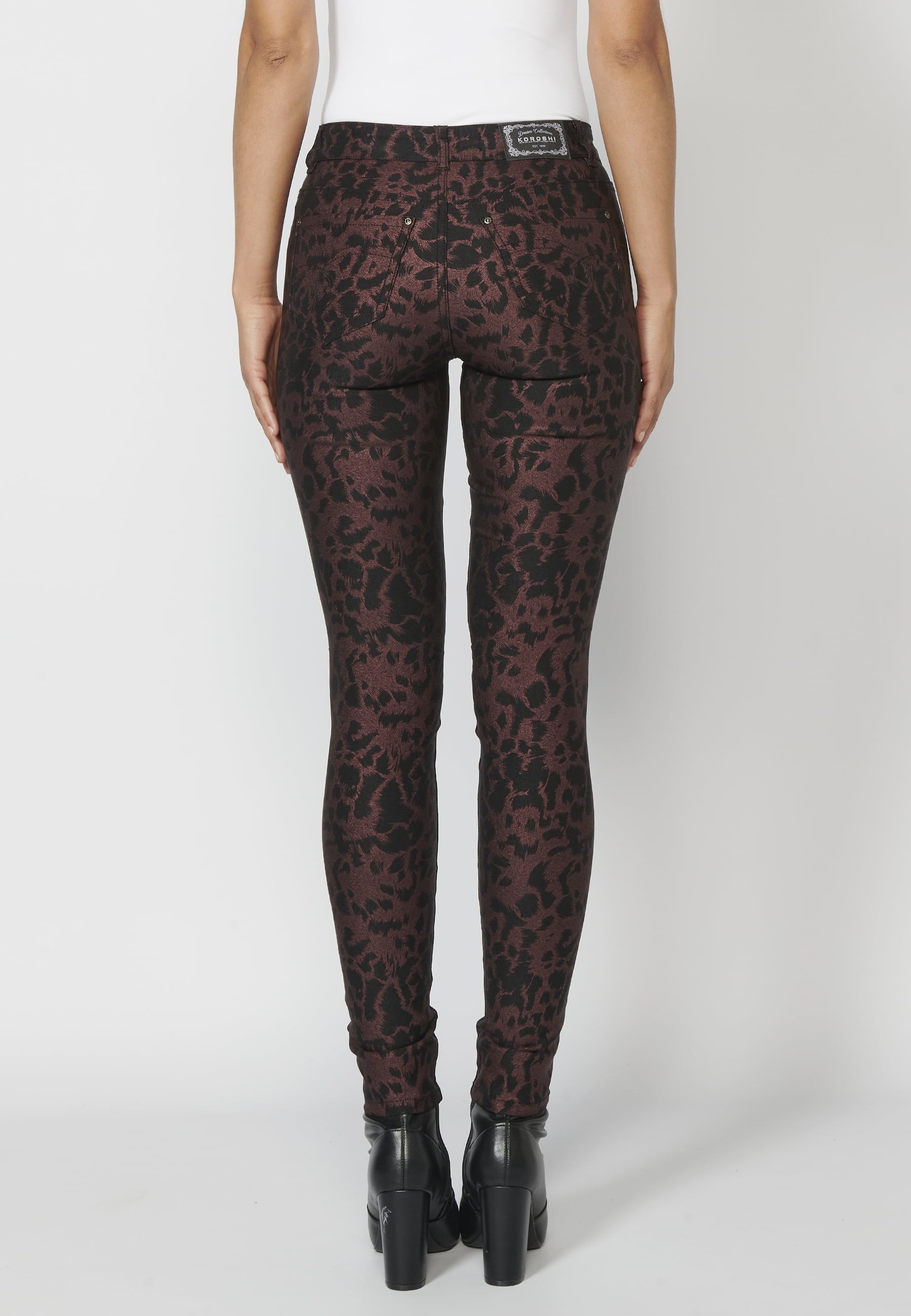 Pantalon long moulant avec imprimé animalier couleur Noir pour Femme