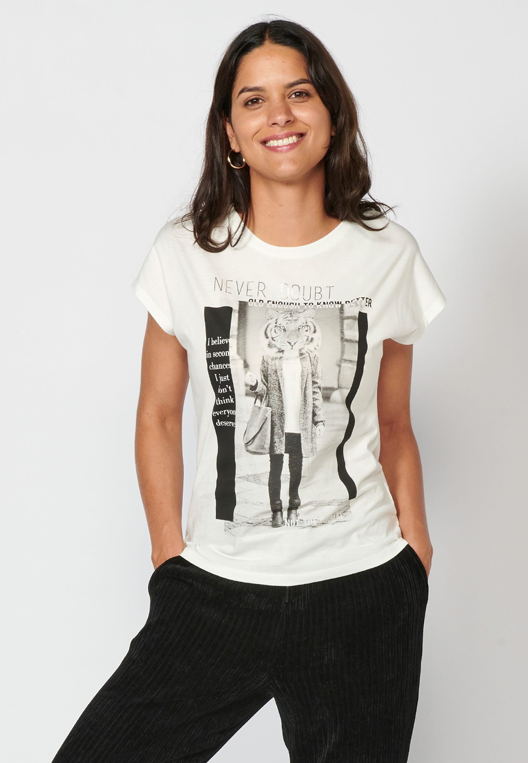 White cotton short-sleeved T-shirt with round neck and front print for Woman