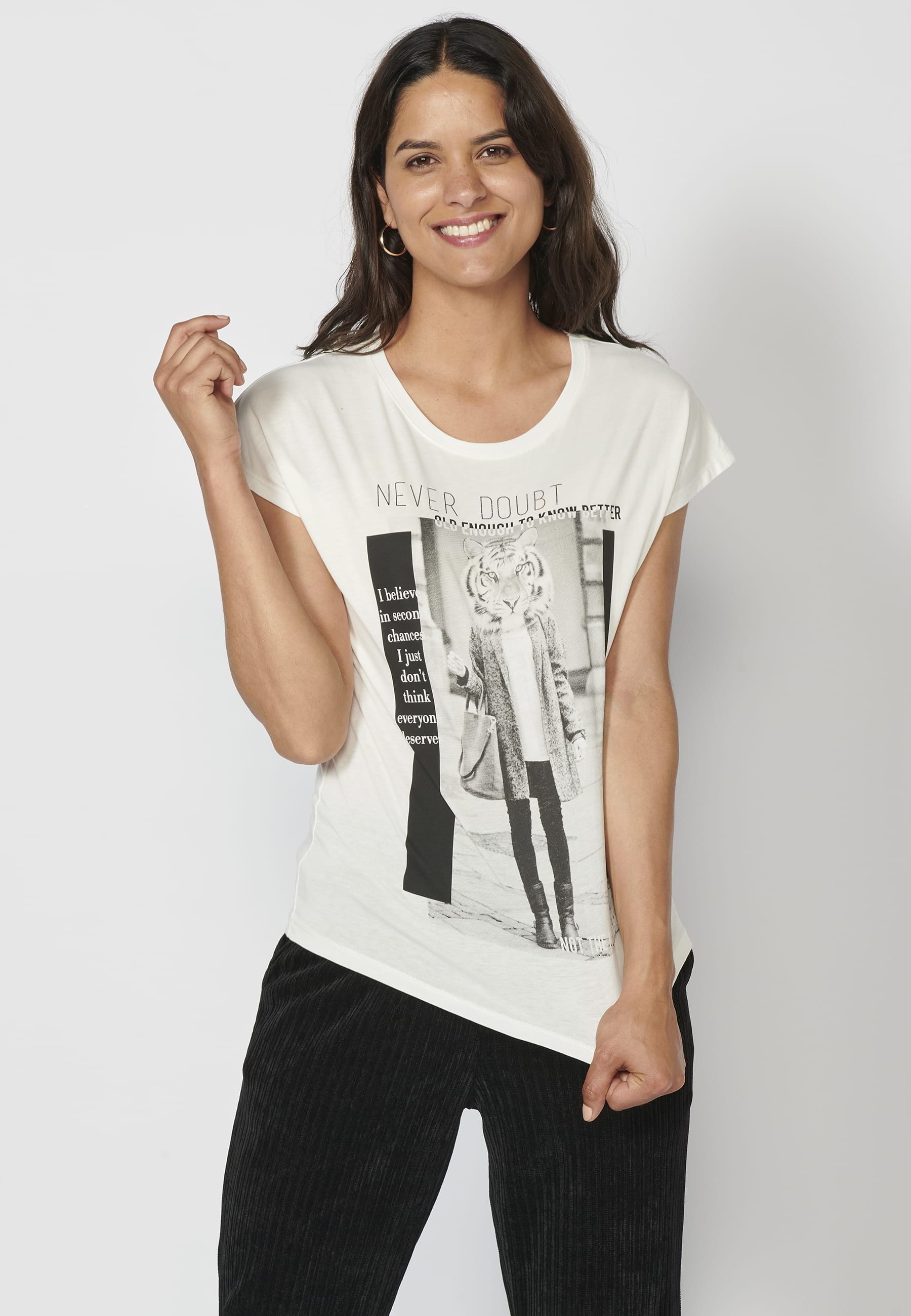 White cotton short-sleeved T-shirt with round neck and front print for Woman