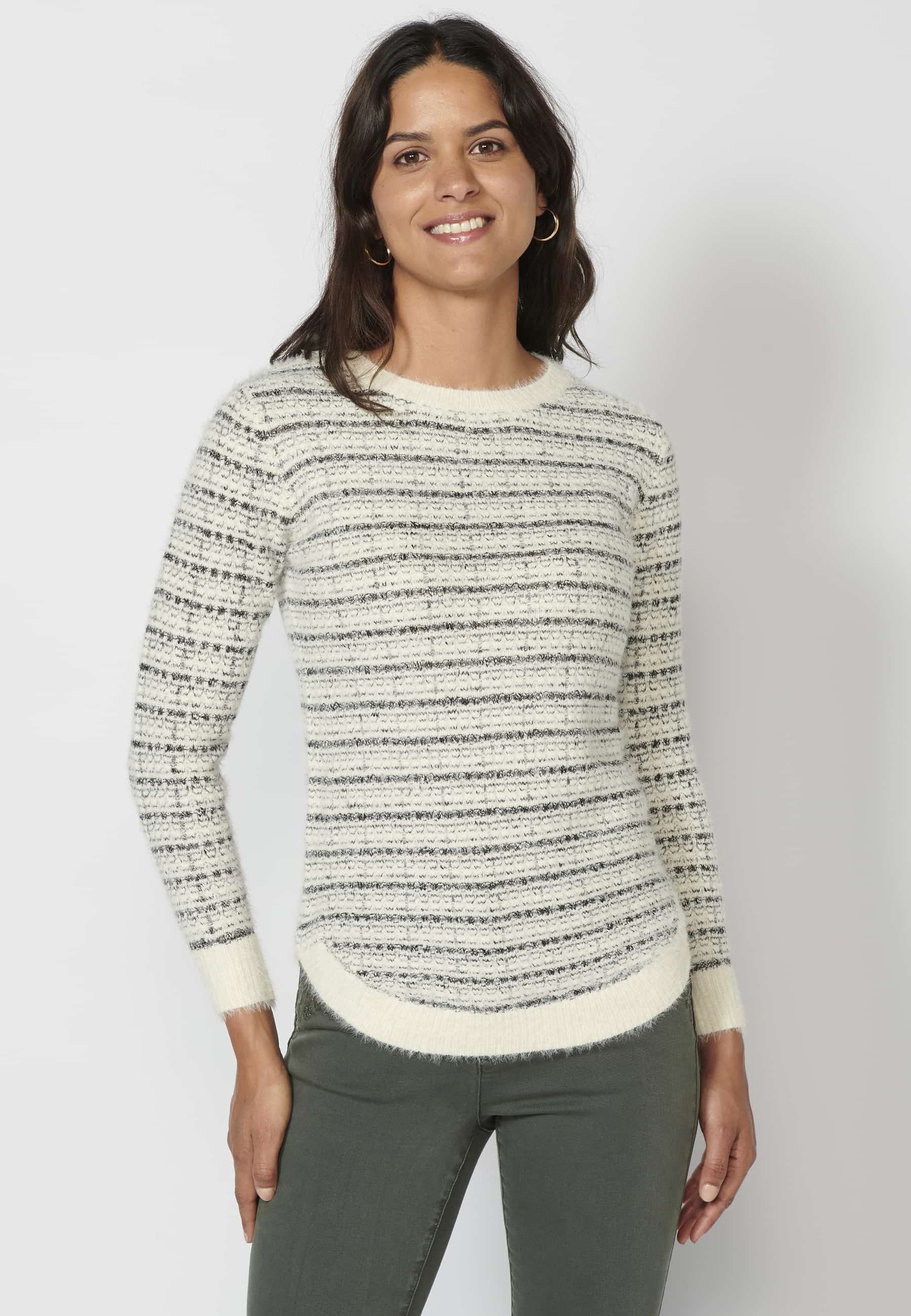 Jersey de manga larga a rayas color crudo para mujer | Moda Actual