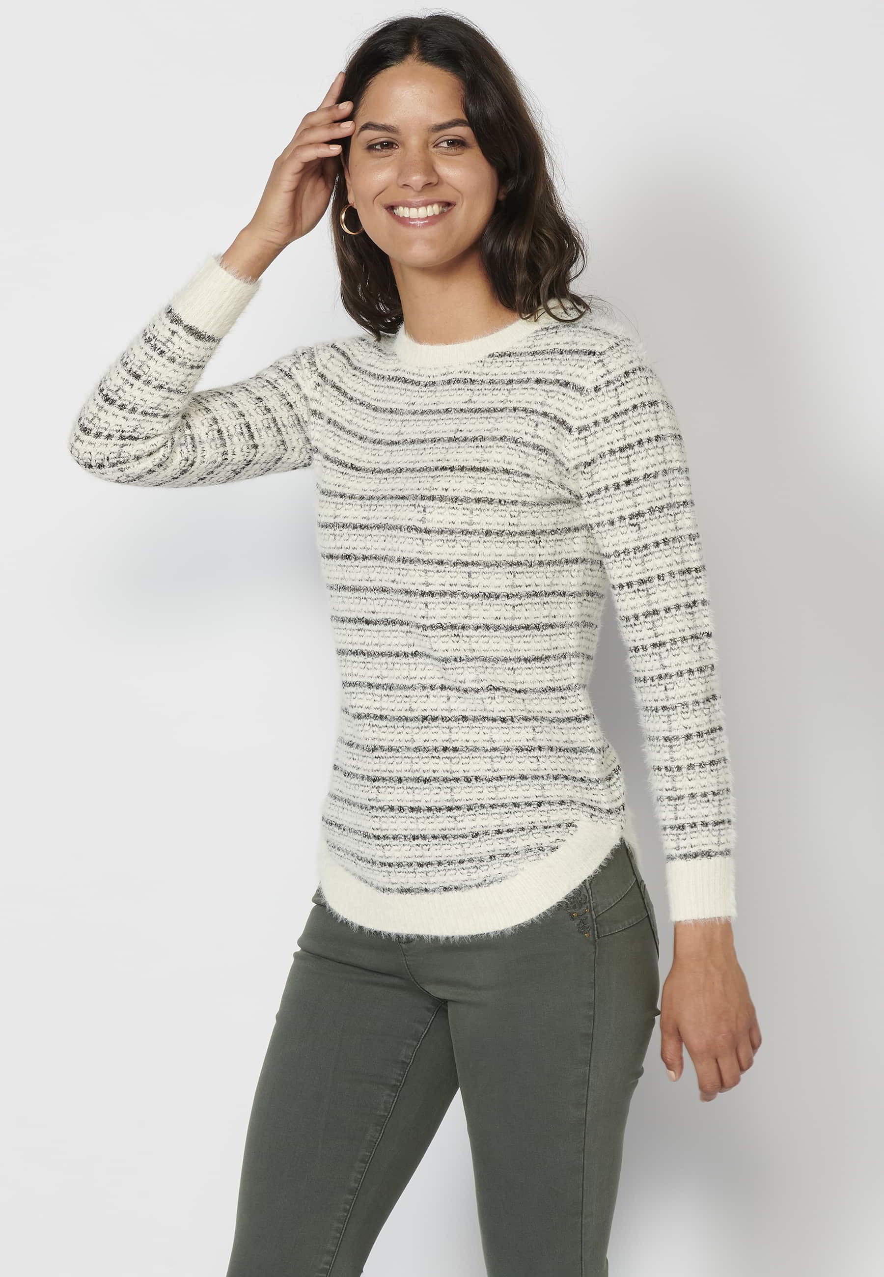 Jersey de manga larga a rayas color crudo para mujer | Moda Actual