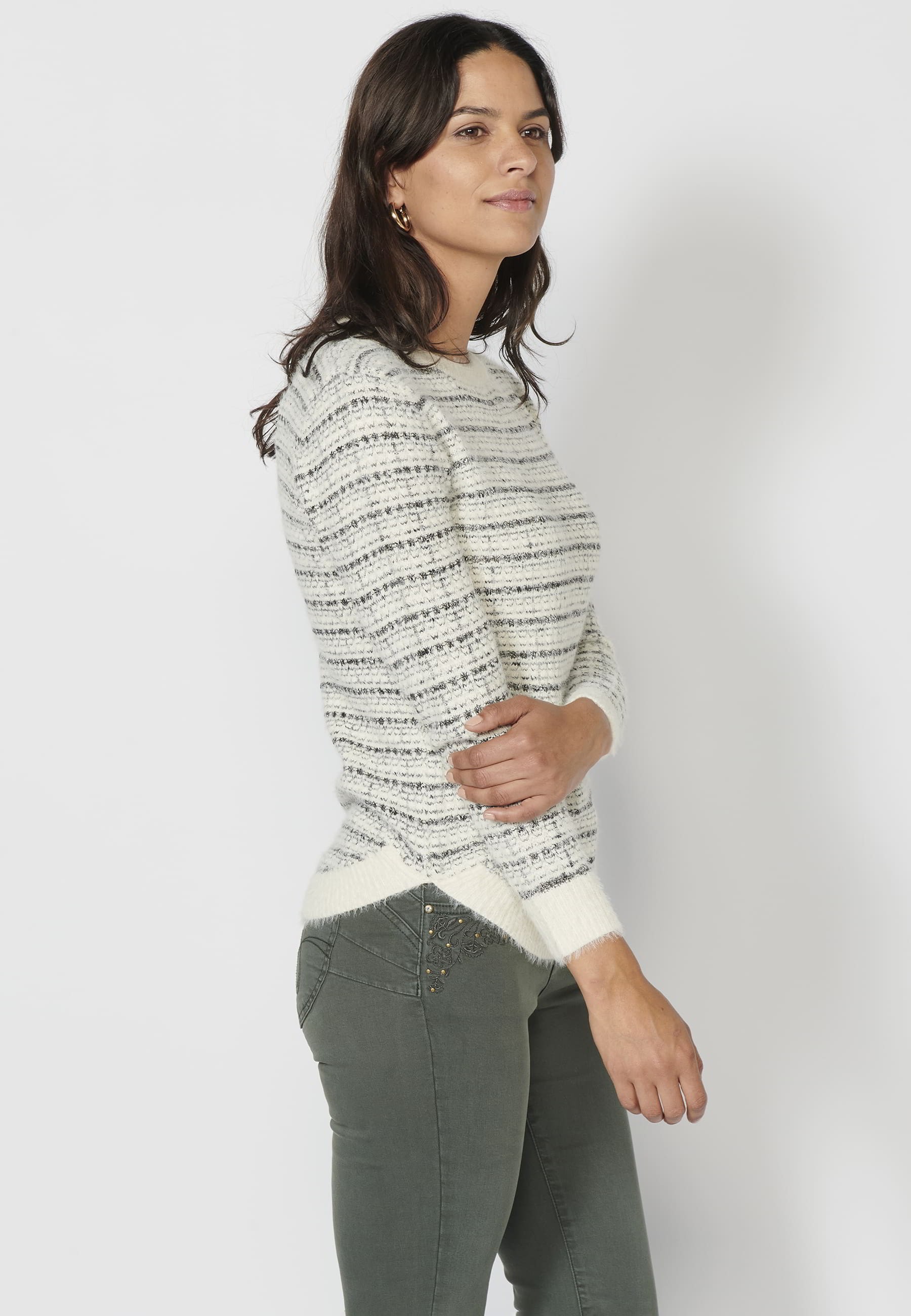 Jersey de manga larga a rayas color crudo para mujer | Moda Actual