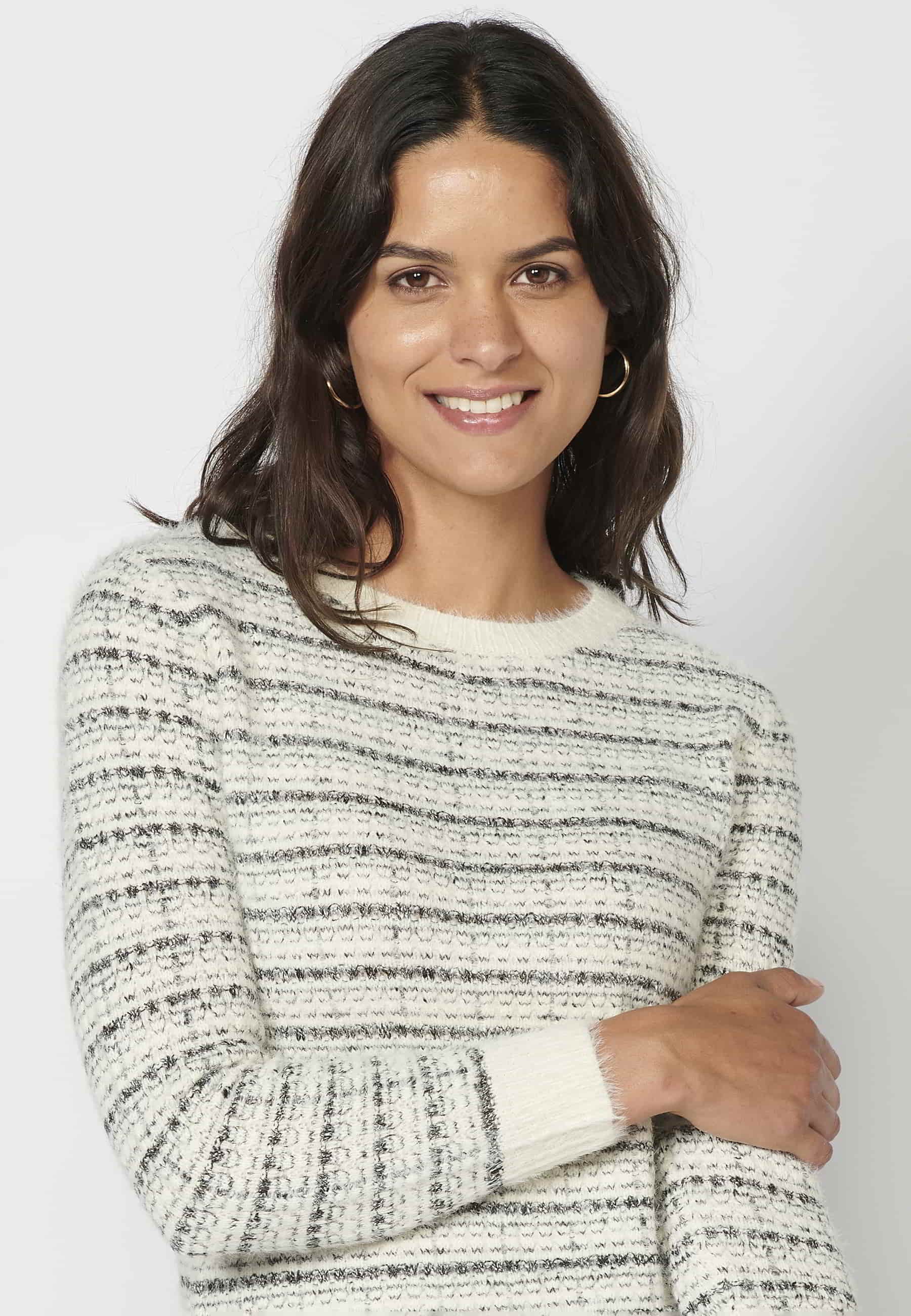 Jersey de manga larga a rayas color crudo para mujer | Moda Actual