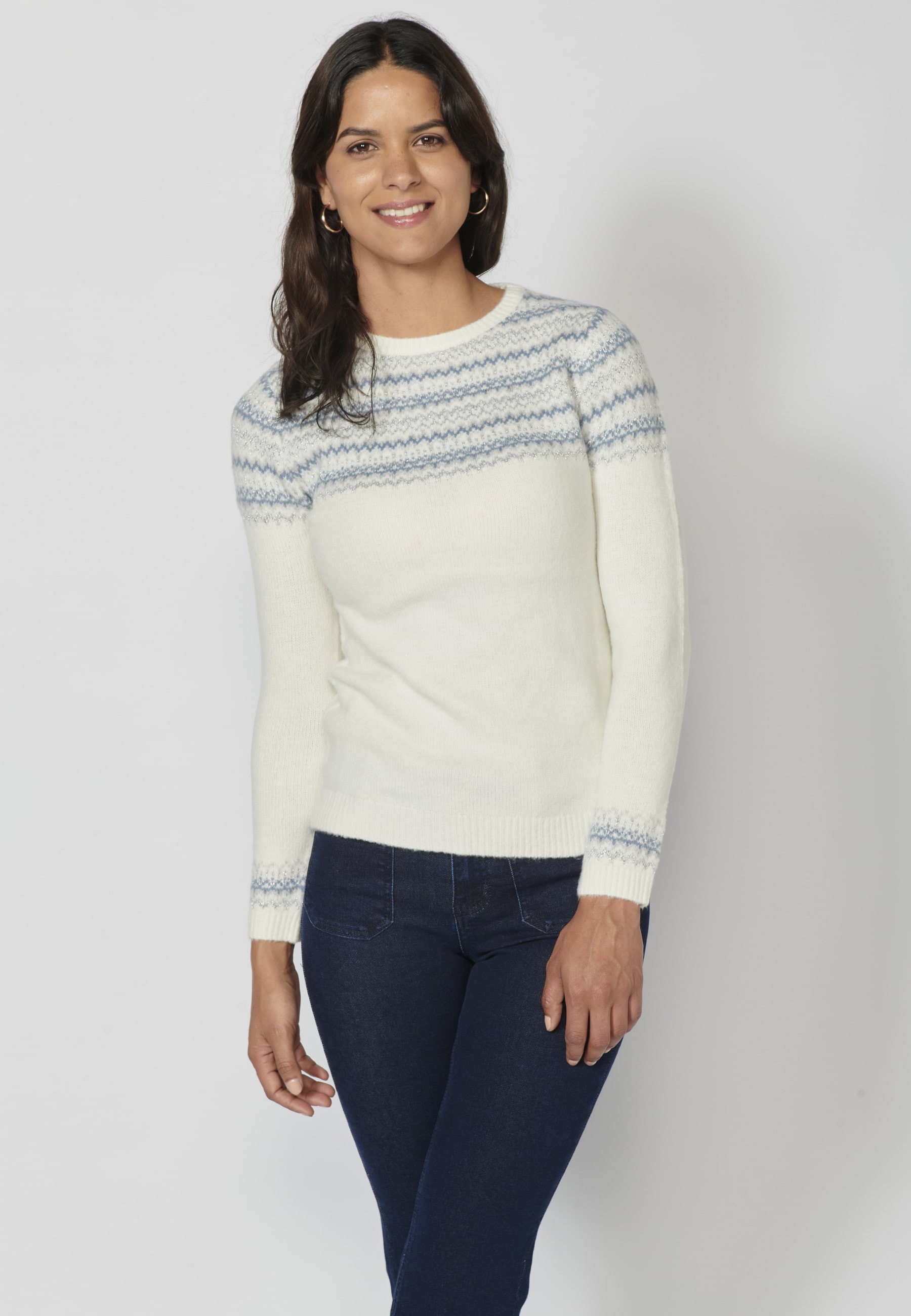 Jersey de punto de manga larga con detalles en cuello y mangas color blanco para mujer | Moda Actual