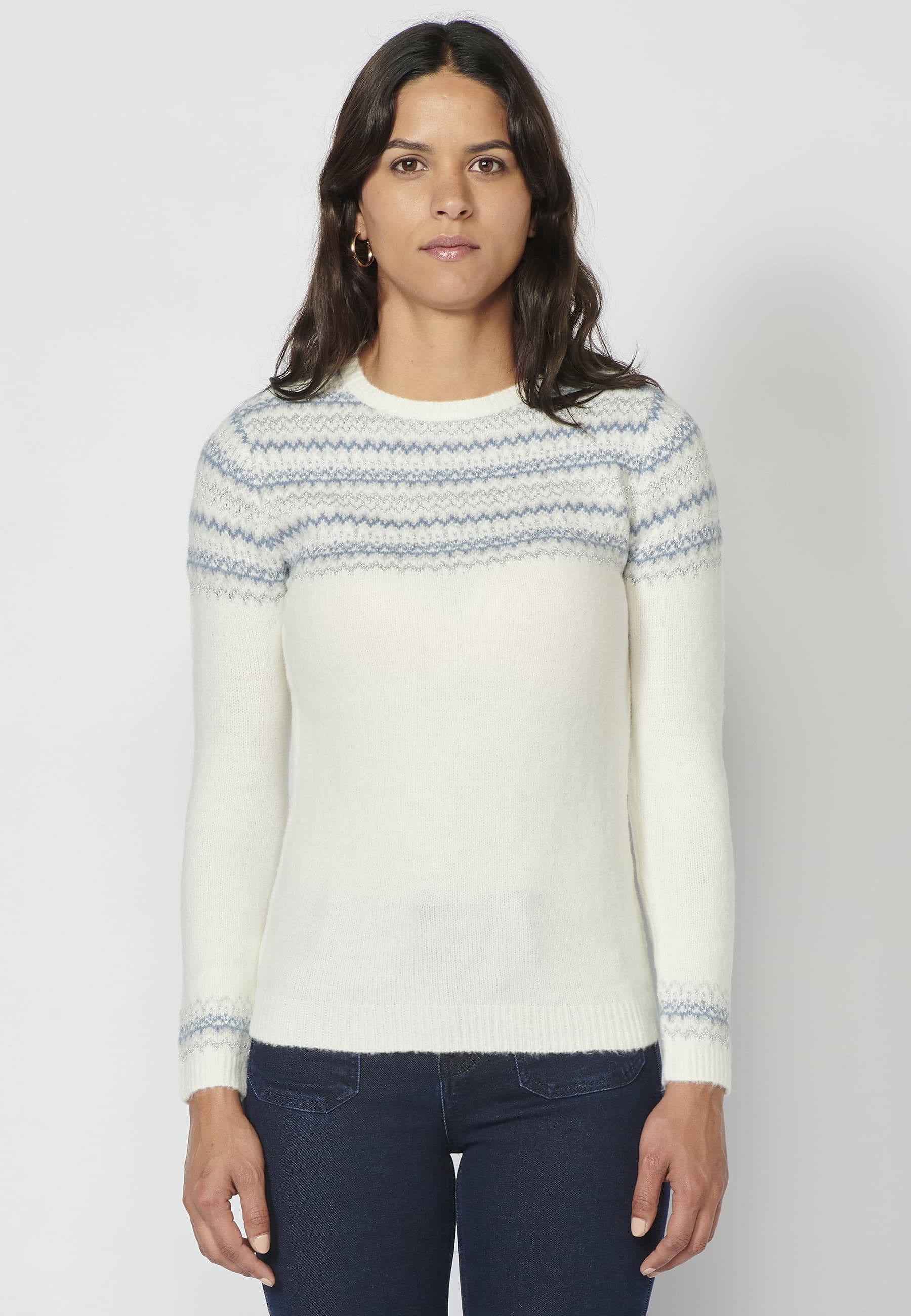 Jersey de punto de manga larga con detalles en cuello y mangas color blanco para mujer | Moda Actual