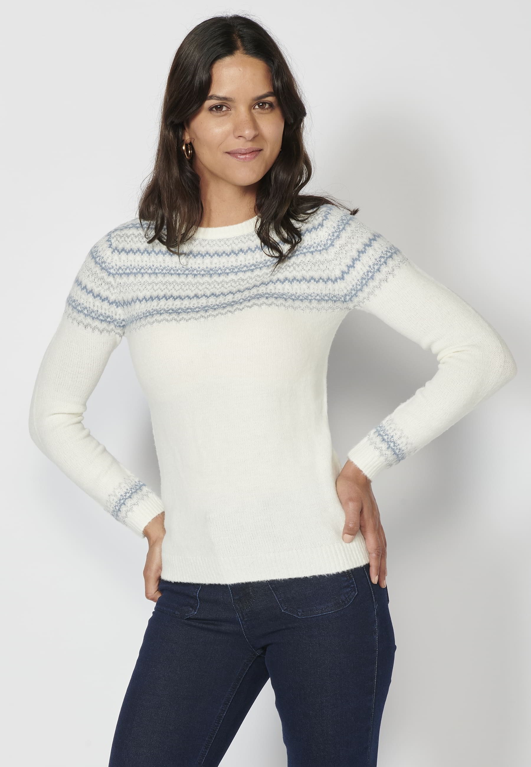 Jersey de punto de manga larga con detalles en cuello y mangas color blanco para mujer | Moda Actual