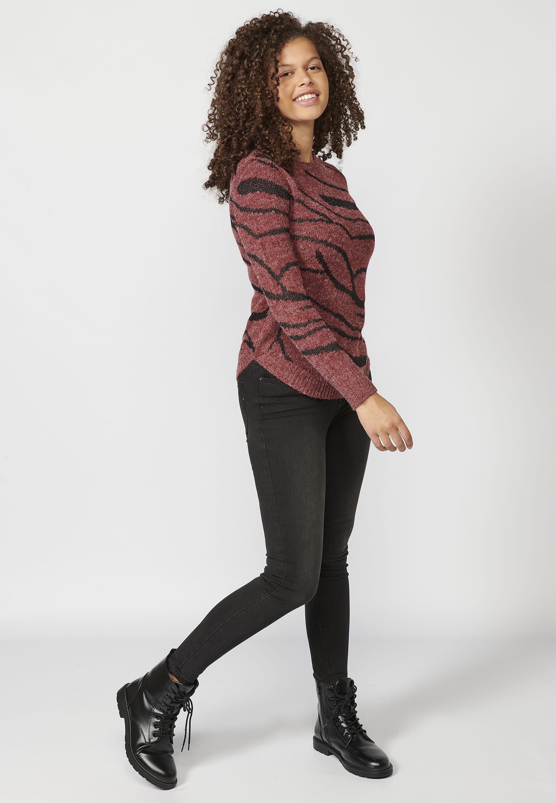 Maroon animal print round neck long sleeve tricot sweater for Women