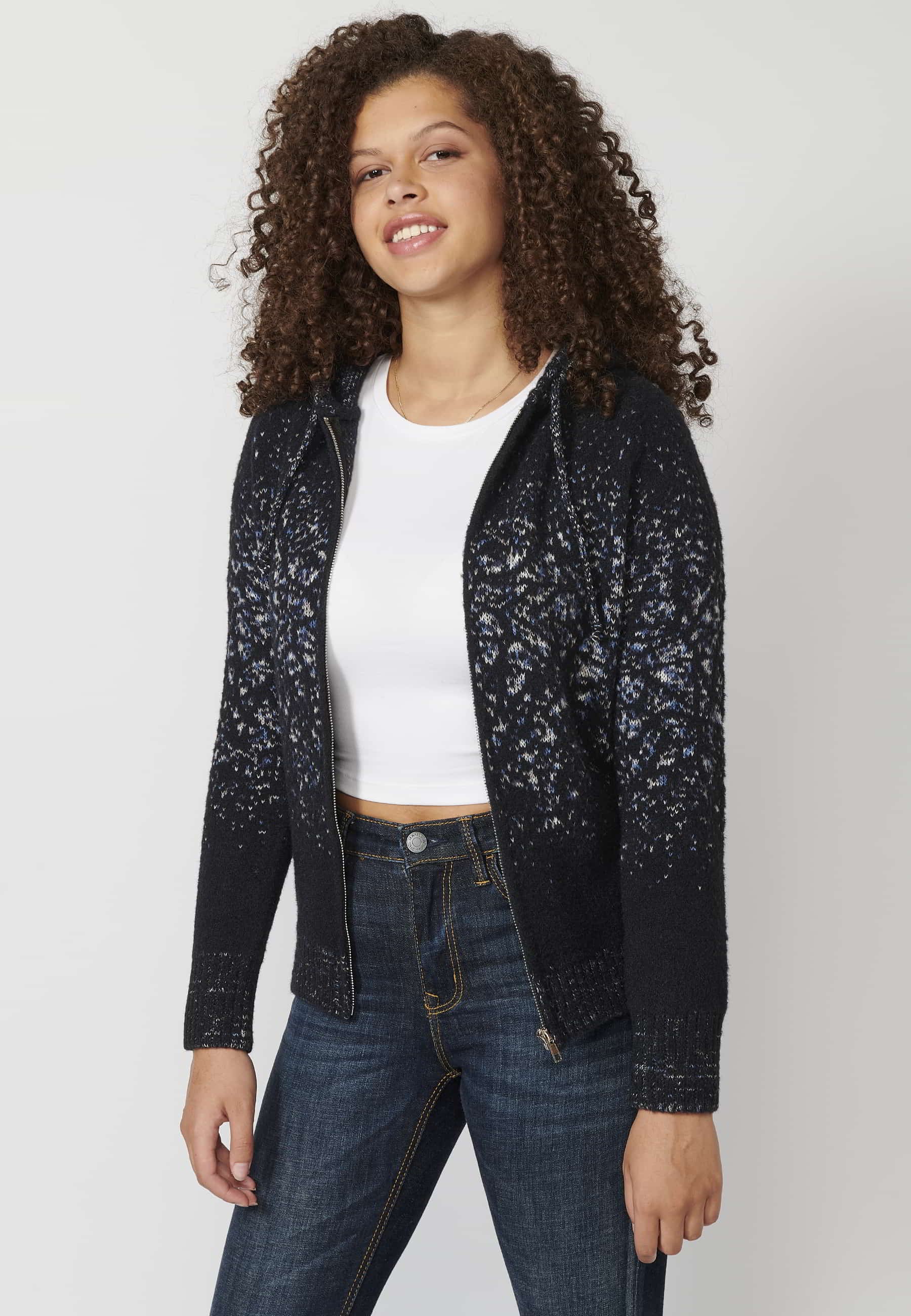 Chaqueta jersey de manga larga con cuello con capucha color navy para mujer | Moda Actual