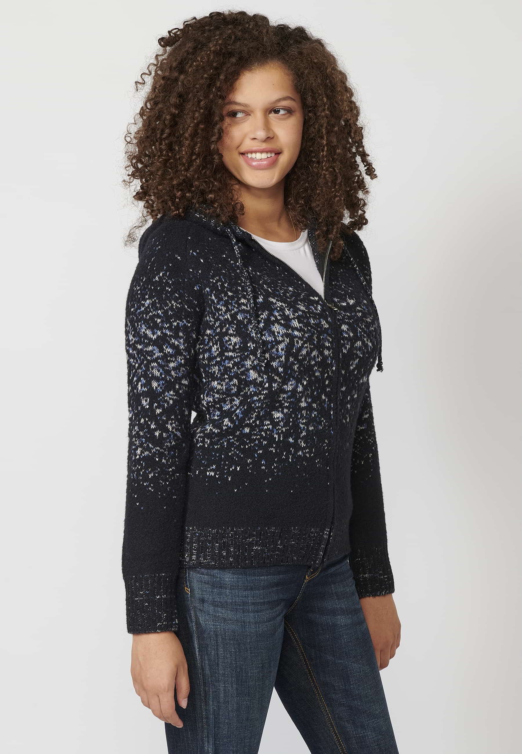 Chaqueta jersey de manga larga con cuello con capucha color navy para mujer | Moda Actual