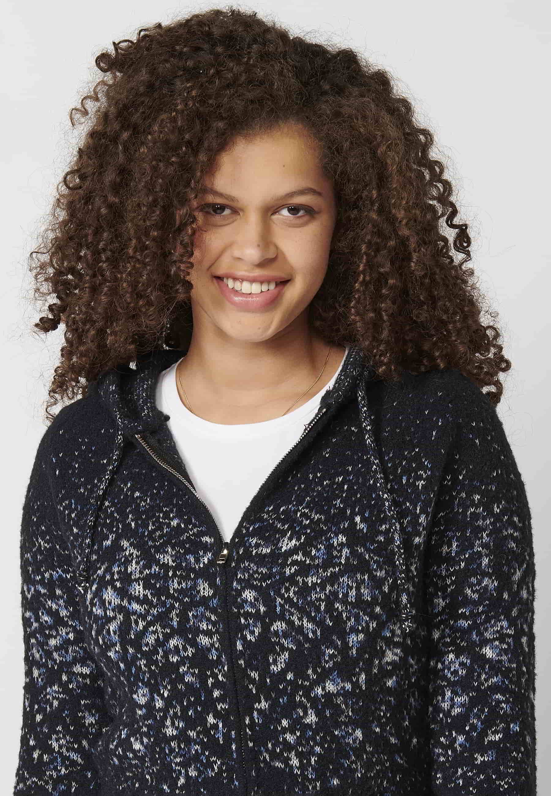 Chaqueta jersey de manga larga con cuello con capucha color navy para mujer | Moda Actual