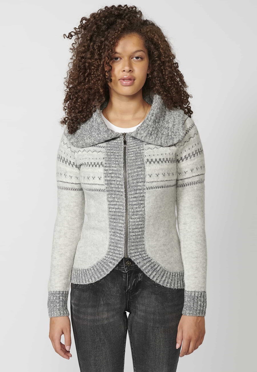 Veste pull grise à manches longues, col montant et revers pour Femme 7