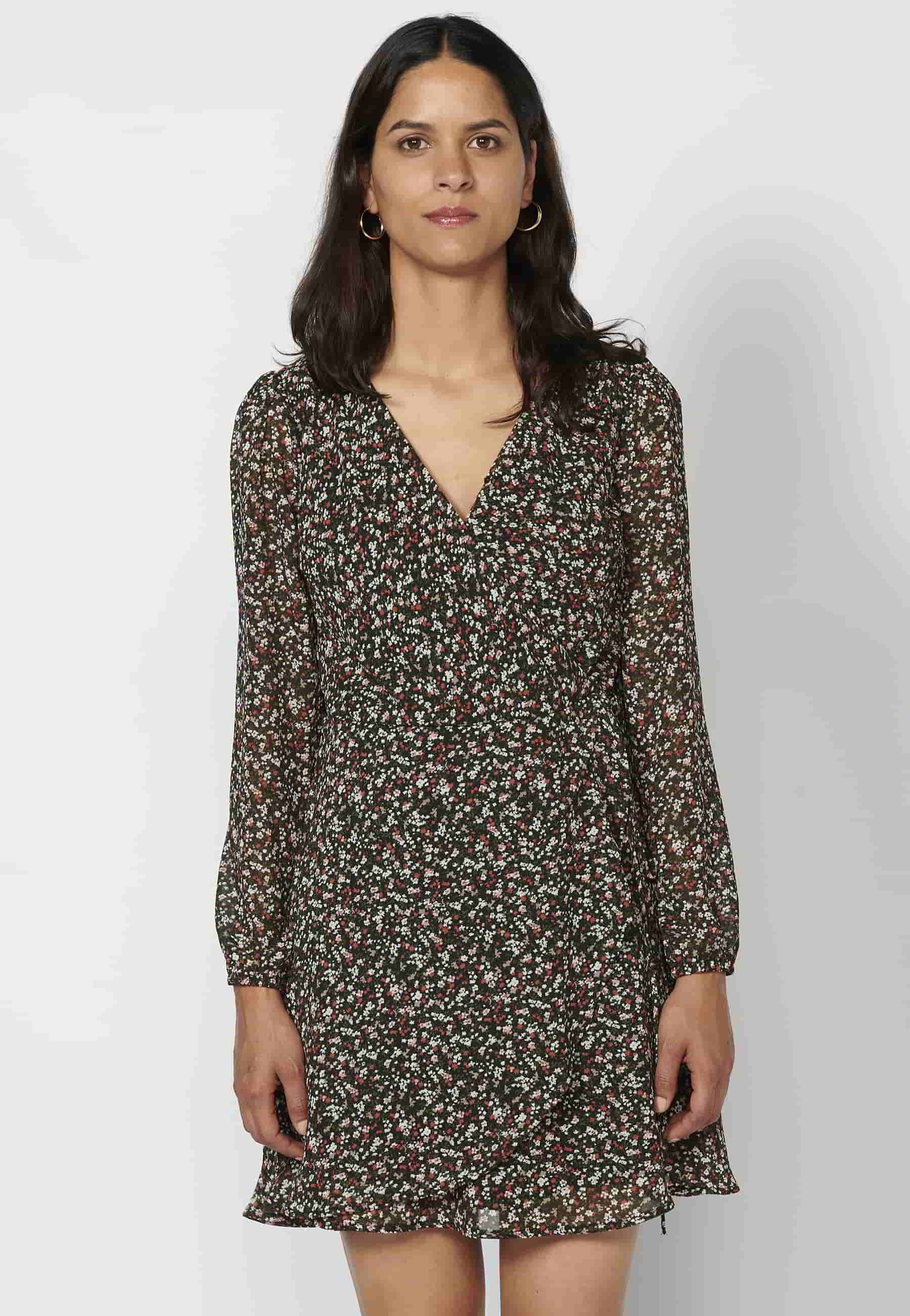 Vestido corto de manga larga de escote cruzado con estampado floral color multicolor para mujer | Moda Actual