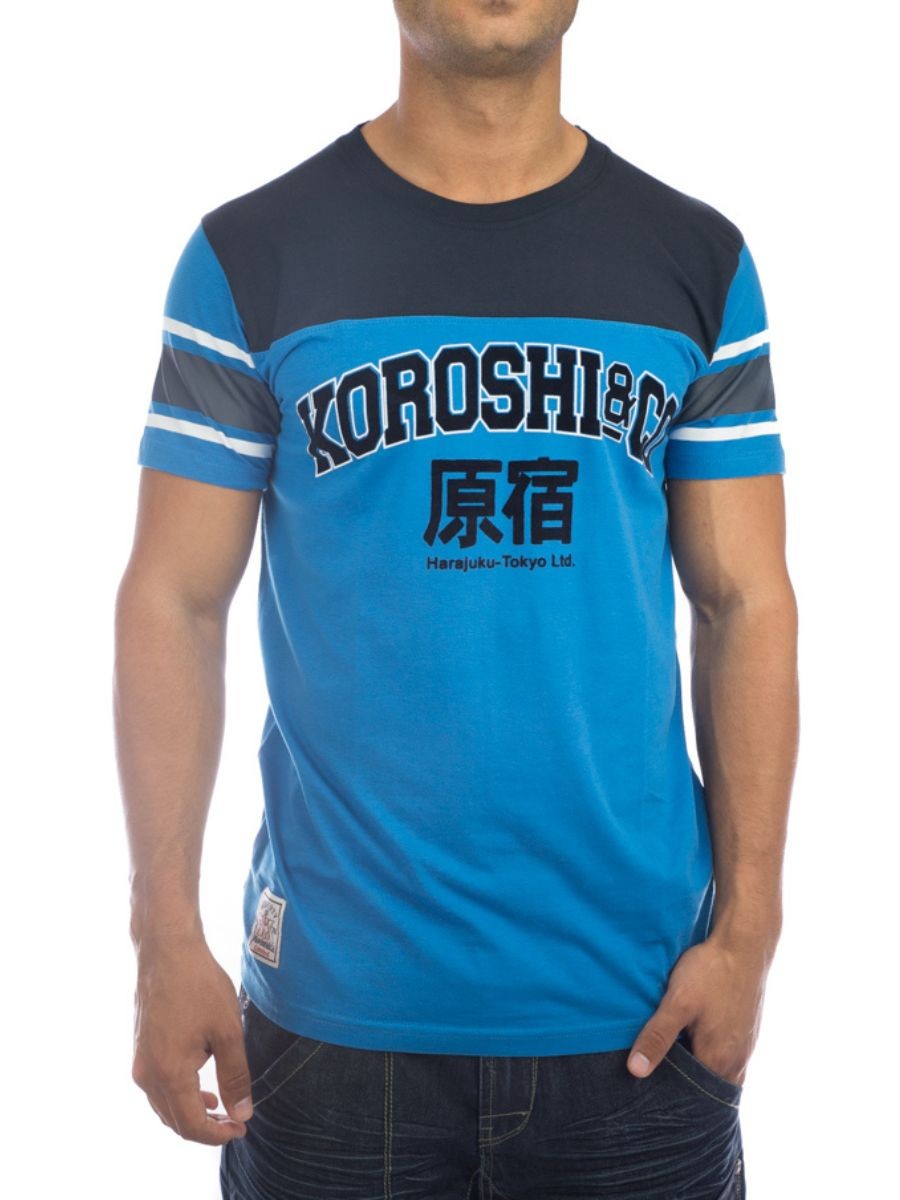 Camiseta de manga corta con cuello redondo y estampado frontal de marca en algodón | Estilo y comodidad