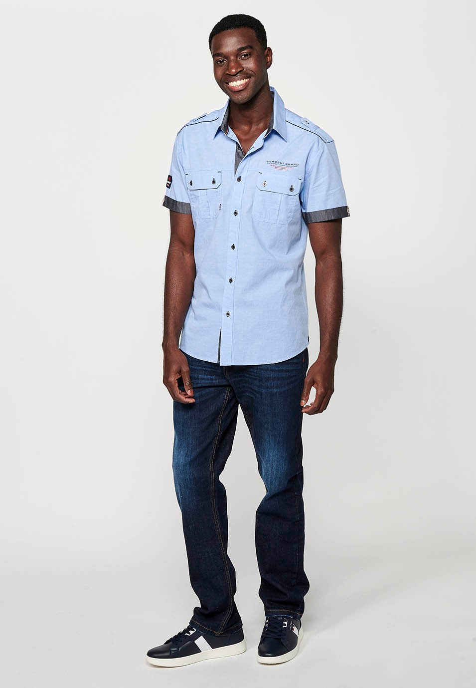 Camisa de cotó, màniga curta, detalls espatlla, color blau per a home 1