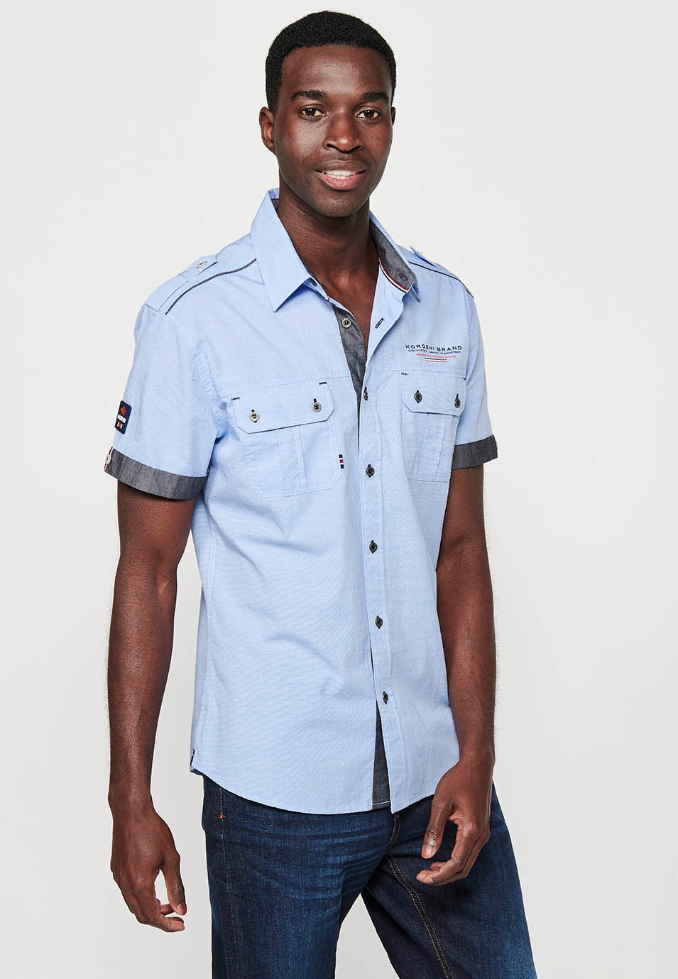 Camisa de cotó, màniga curta, detalls espatlla, color blau per a home 4