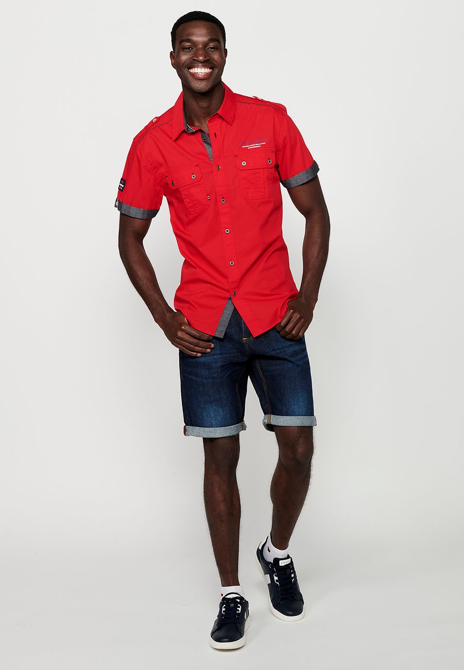 Cotton shirt, short sleeve, shoulder details, red color for men