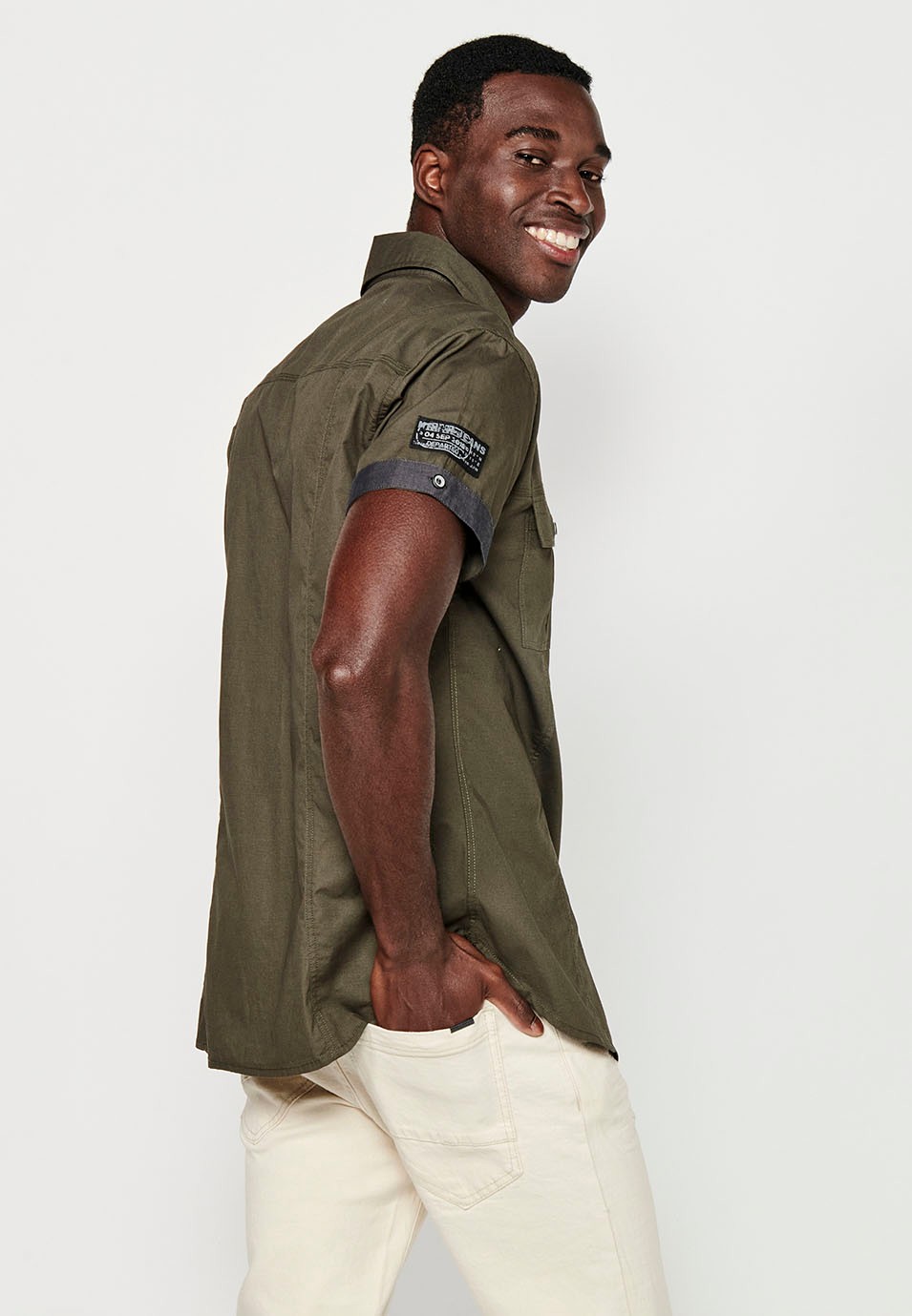 Short Sleeve Cotton Shirt with Button Front Closure and Front Flap Pockets in Olive Color for Men 7