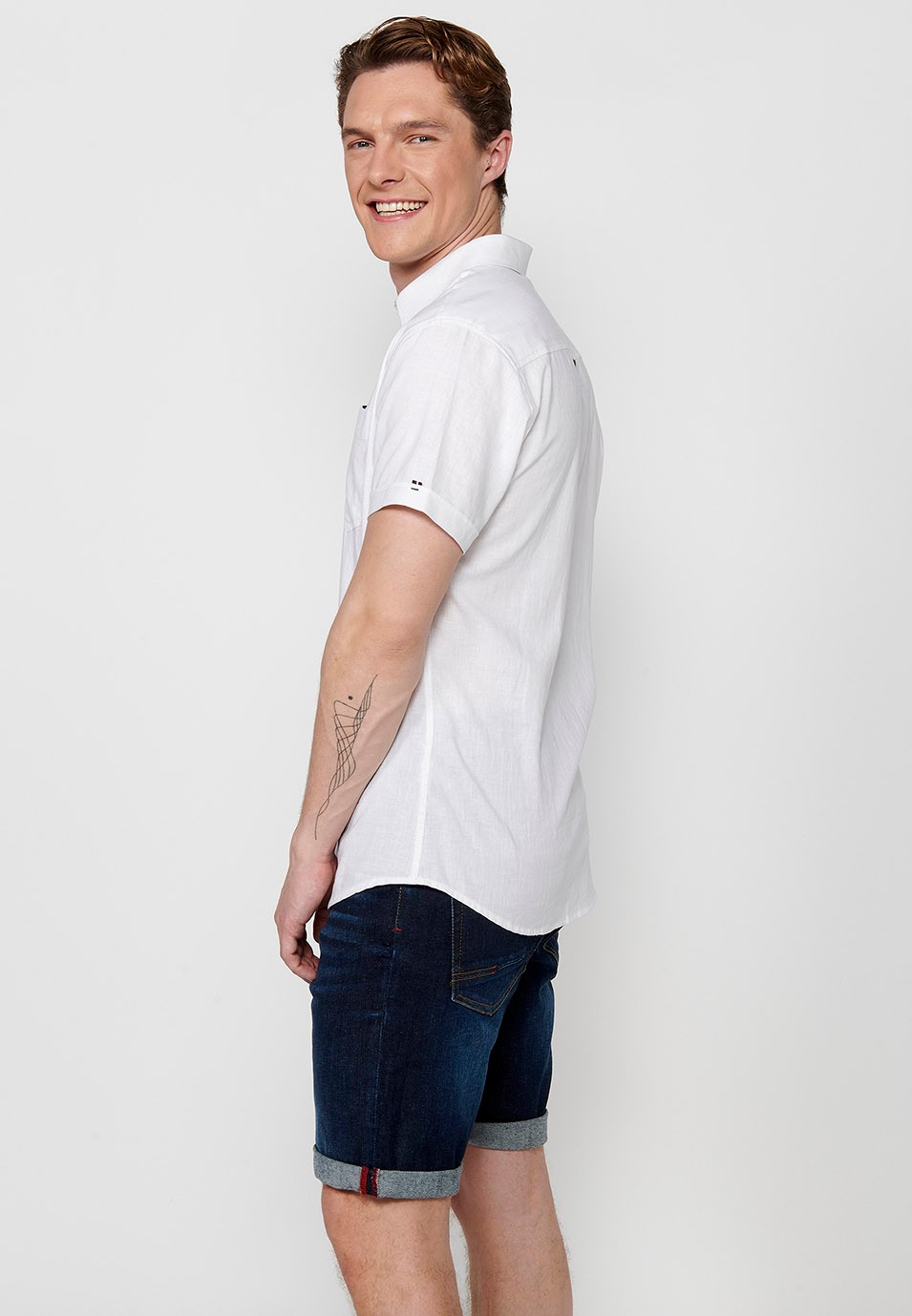 Camisa Manga Corta de Lino, color blanco, para hombre