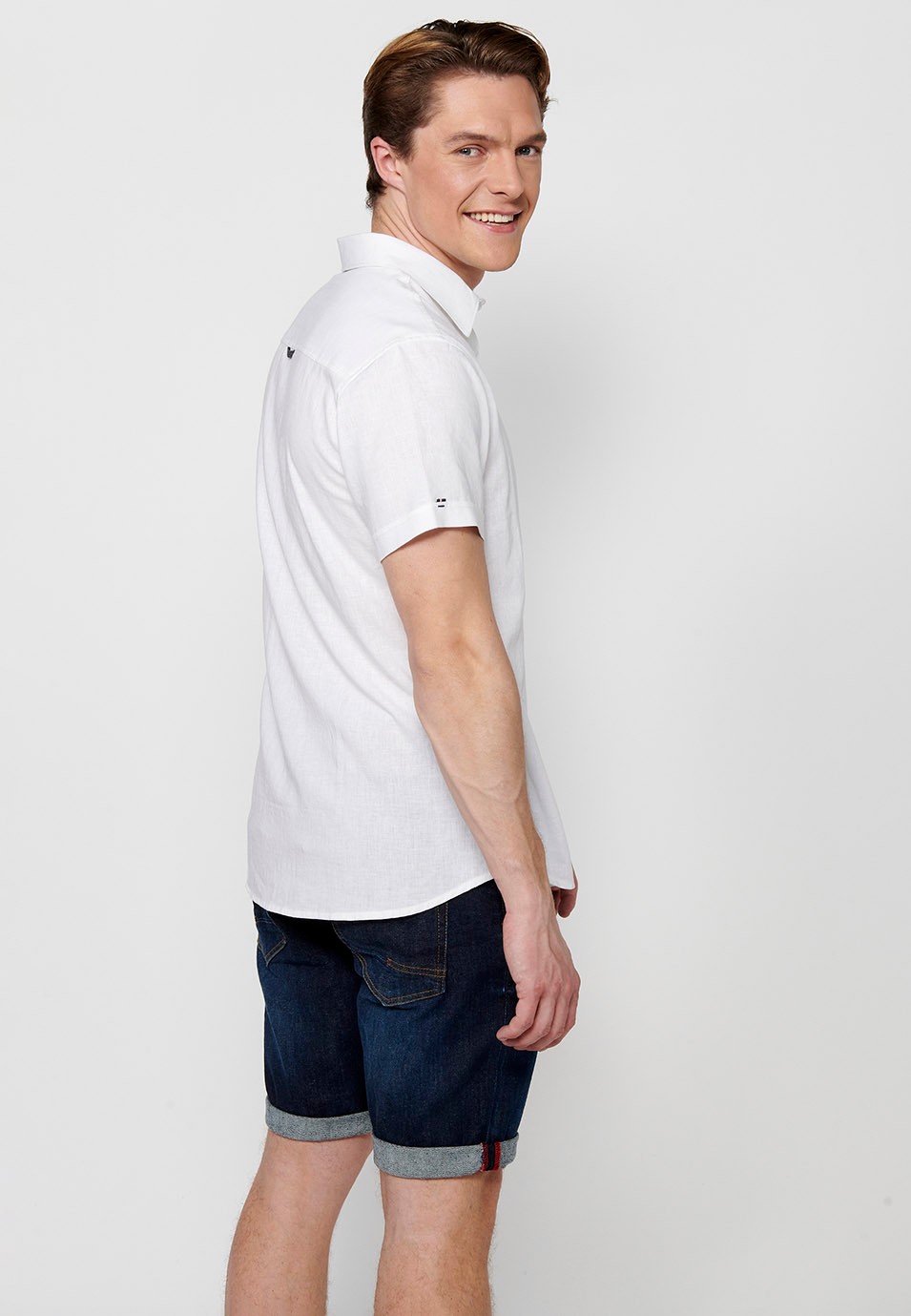 Camisa Manga Corta de Lino, color blanco, para hombre