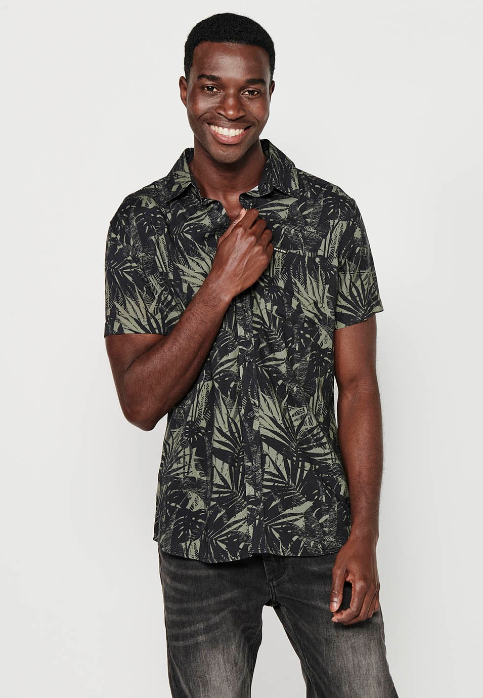 Men's Khaki Floral Print Button Front Short Sleeve Shirt 6