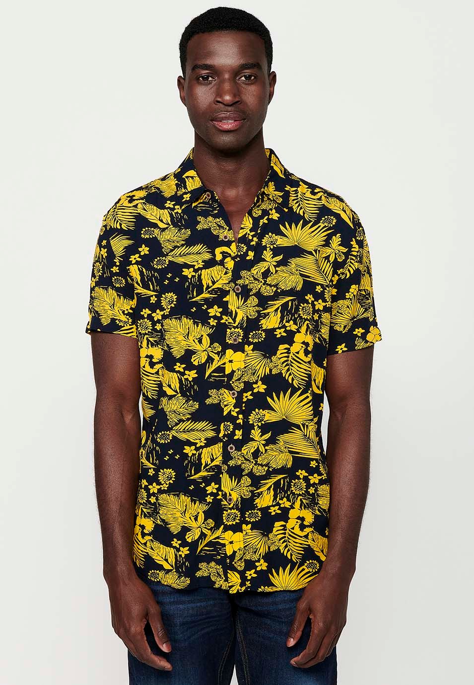 Men's Yellow Tropical Floral Print Shirt Collar Short Sleeve Shirt 2