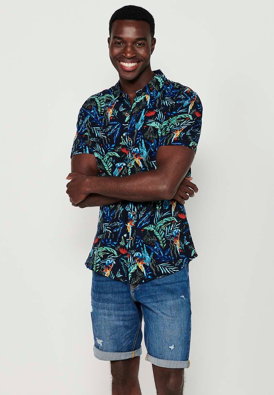 Camisa de manga corta con cuello camisero y estampado floral tropical, multicolor para hombres