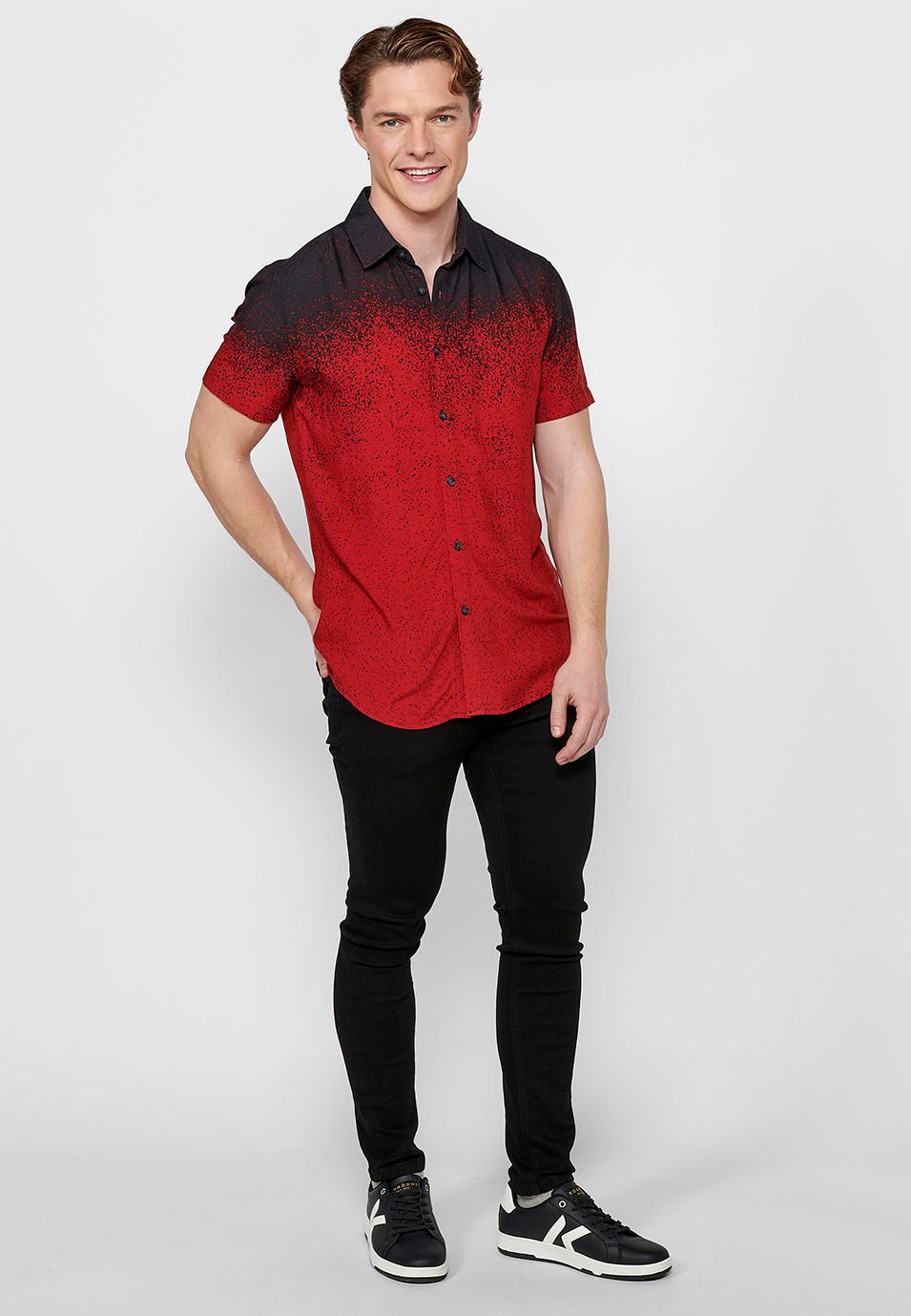 Camisa manga corta en degradado rojo para hombres