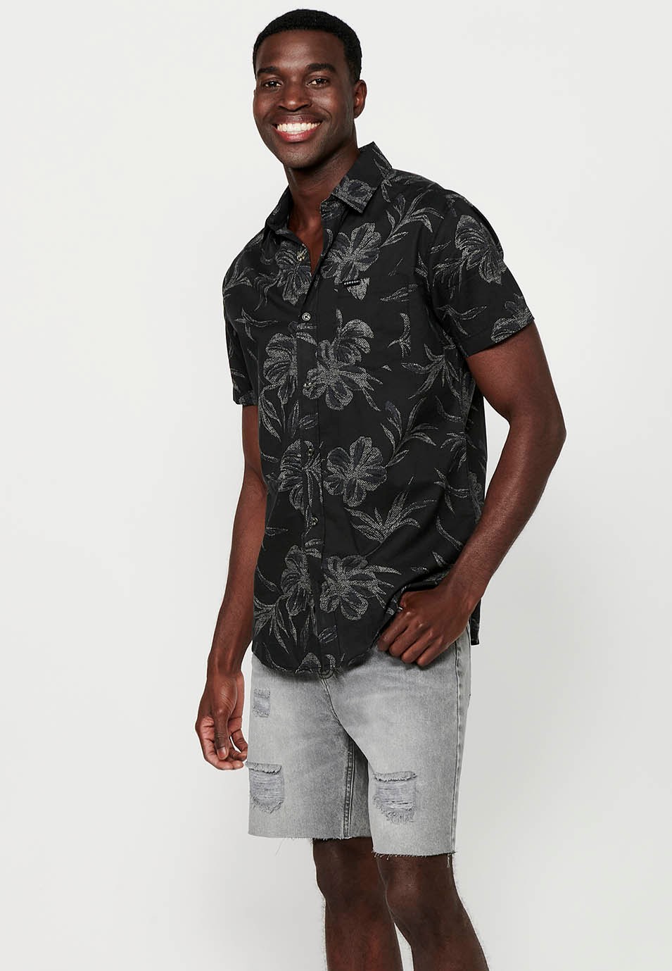 Chemise boutonnée à manches courtes multicolore à imprimé tropical pour hommes