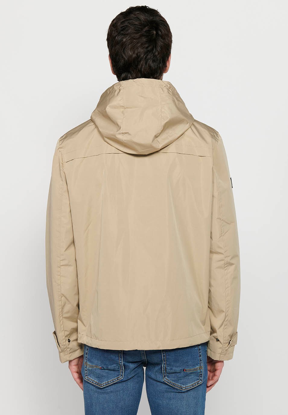 Chaqueta Cazadora repelente del agua con Cuello con capucha y Cierre delantero con cremallera, Bolsillos de Color Beige para Hombre 4