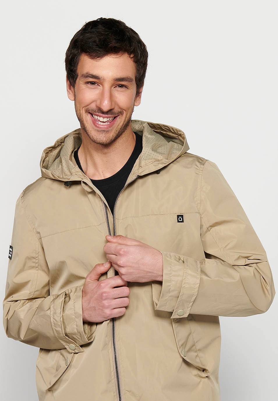 Water Repellent Jacket with Hooded Collar and Front Zipper Closure, Beige Pockets for Men 7